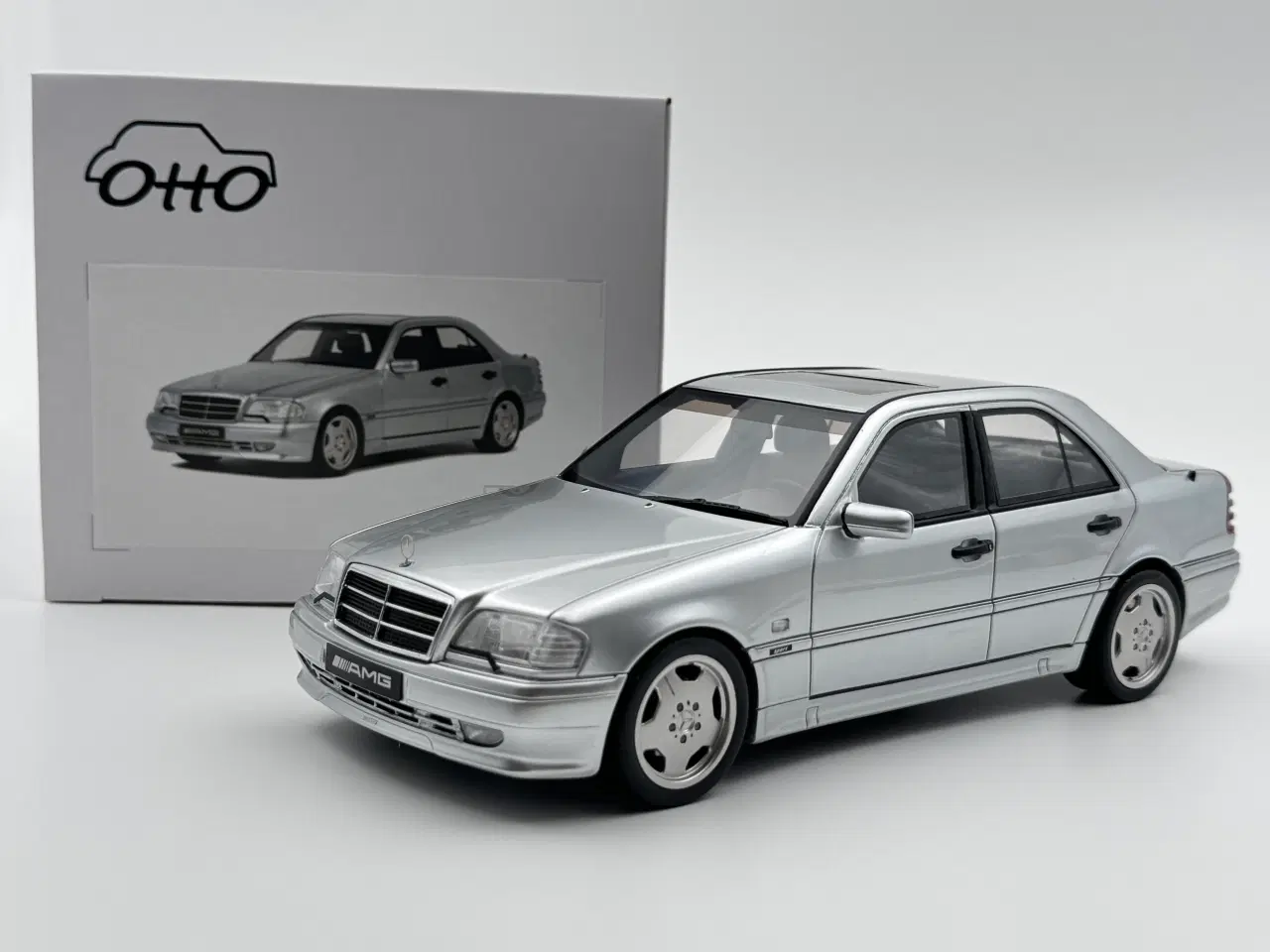 Billede 1 - 1990 Mercedes C36 AMG C-Klasse - 1:18