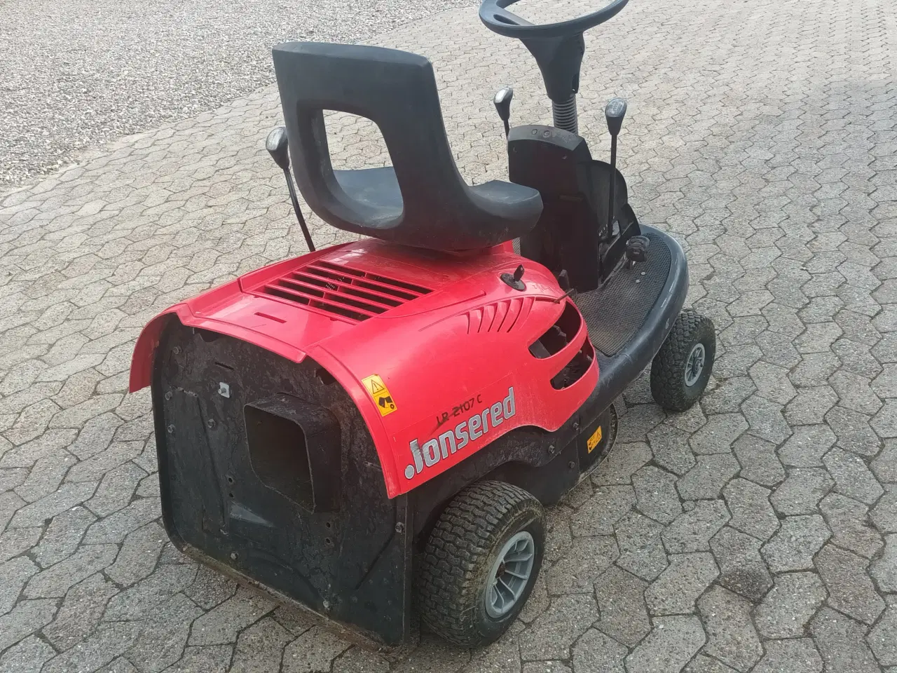 Billede 1 - Jonserd havetraktor 2107