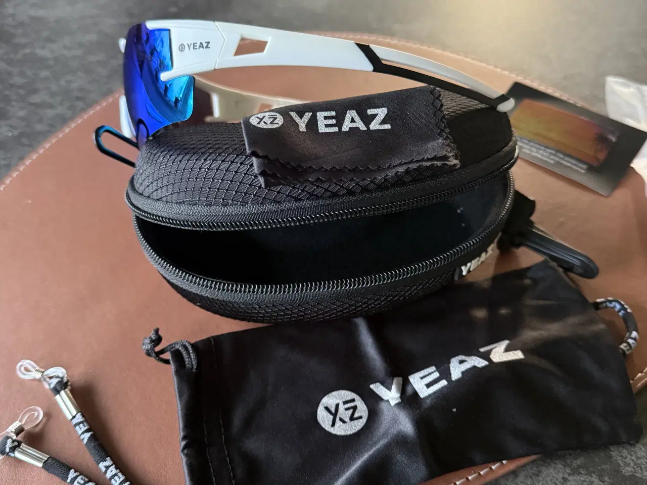 Billede 2 - YEAZ Sportssolbriller 'Sunspark' i Blå