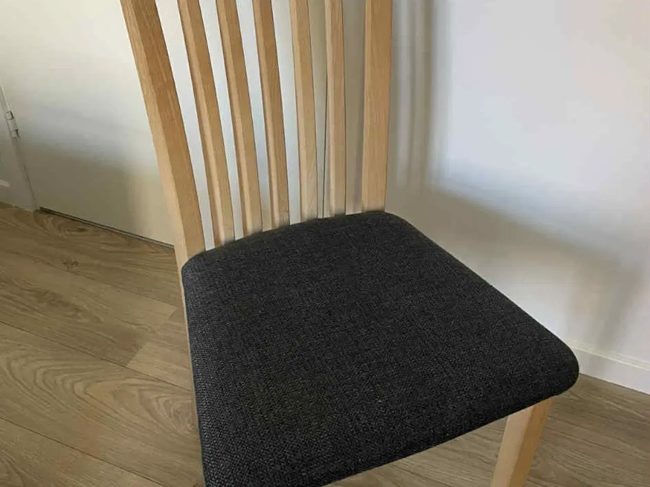 Billede 1 - Skovby stole 