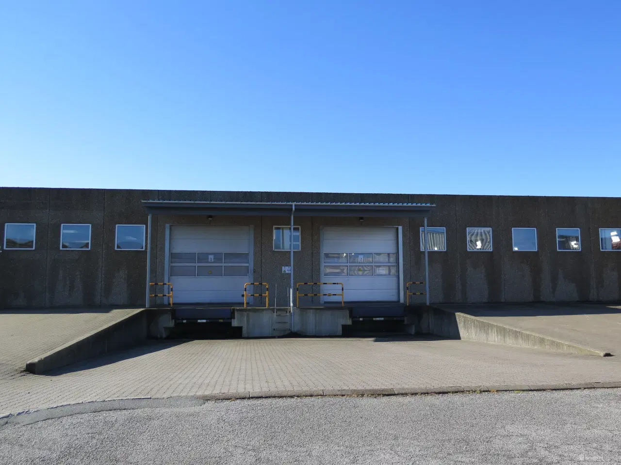 Billede 2 - Industrilejemål i Esbjerg med stor oplagsplads. 
