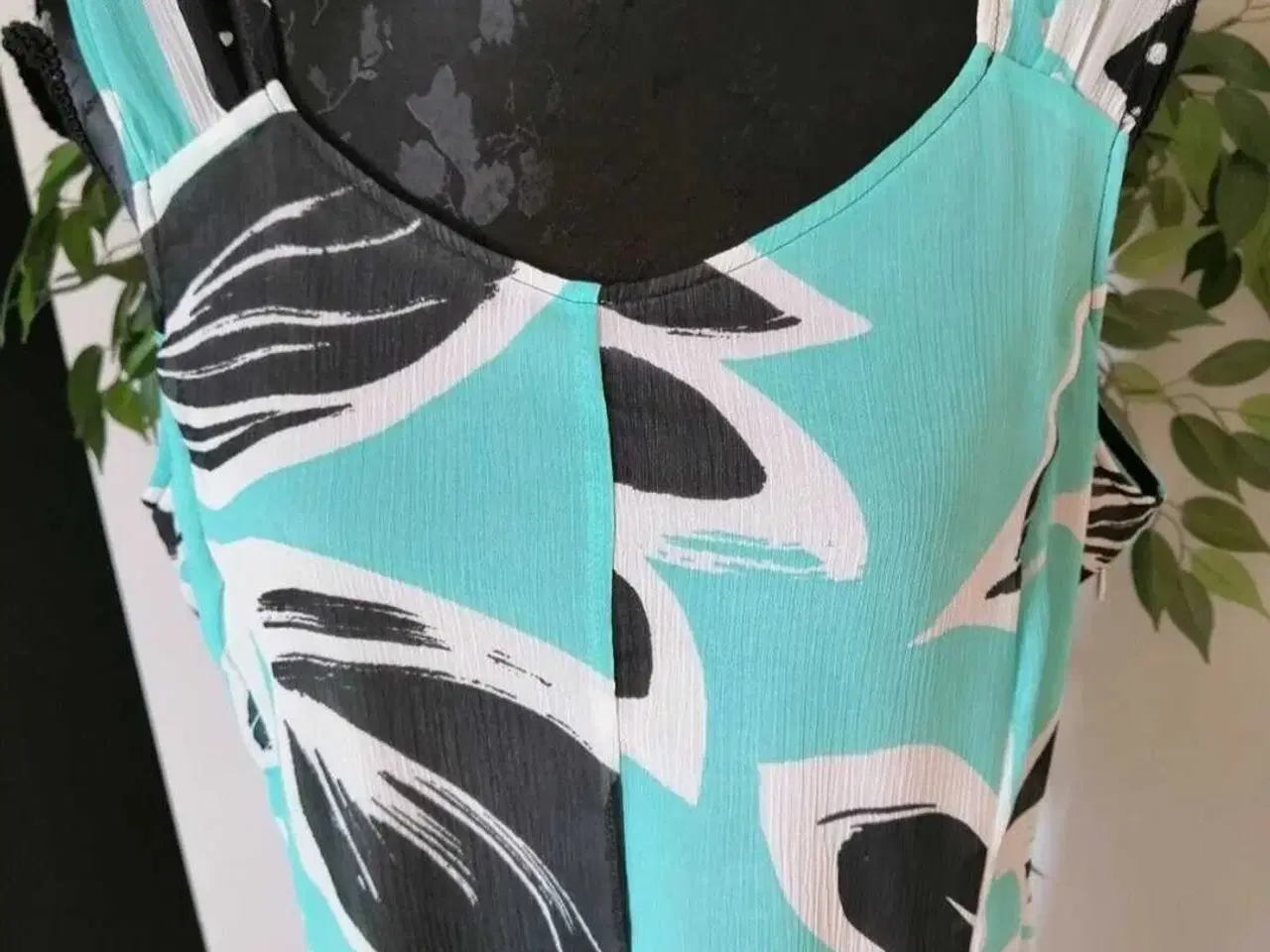 Billede 2 - Kjole. Pardon. XXL/44