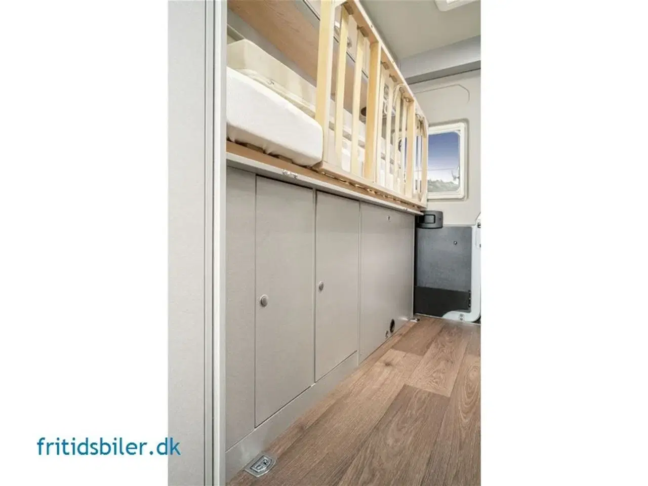 Billede 29 - 2024 - Hymer Free 602   Campervan Free 602 Kompakt kvalitetscamper fra Hymer M/ enkeltsenge