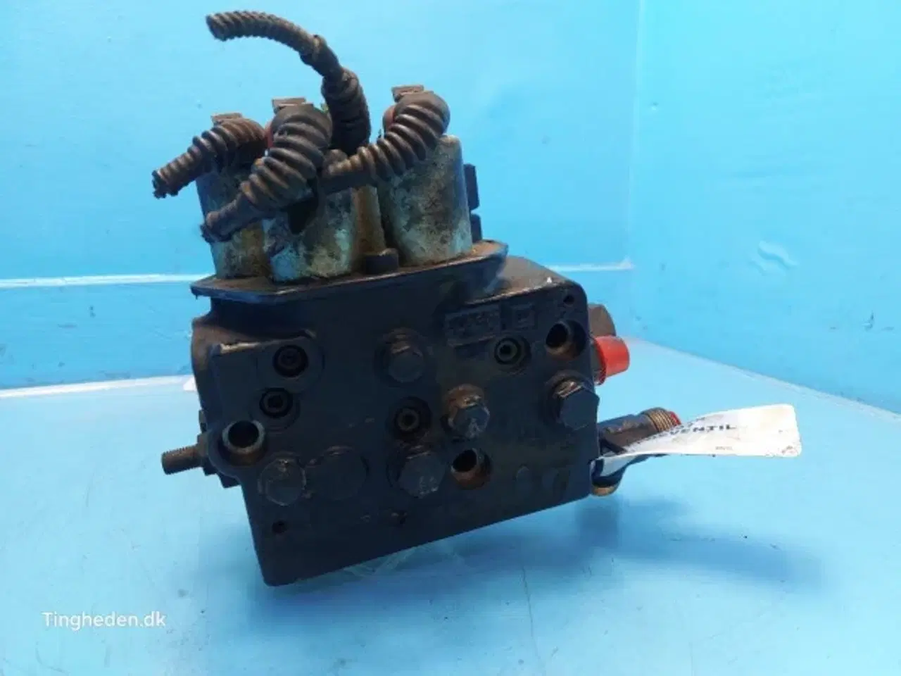 Billede 4 - New Holland T6 Hydraulikventil 48074097