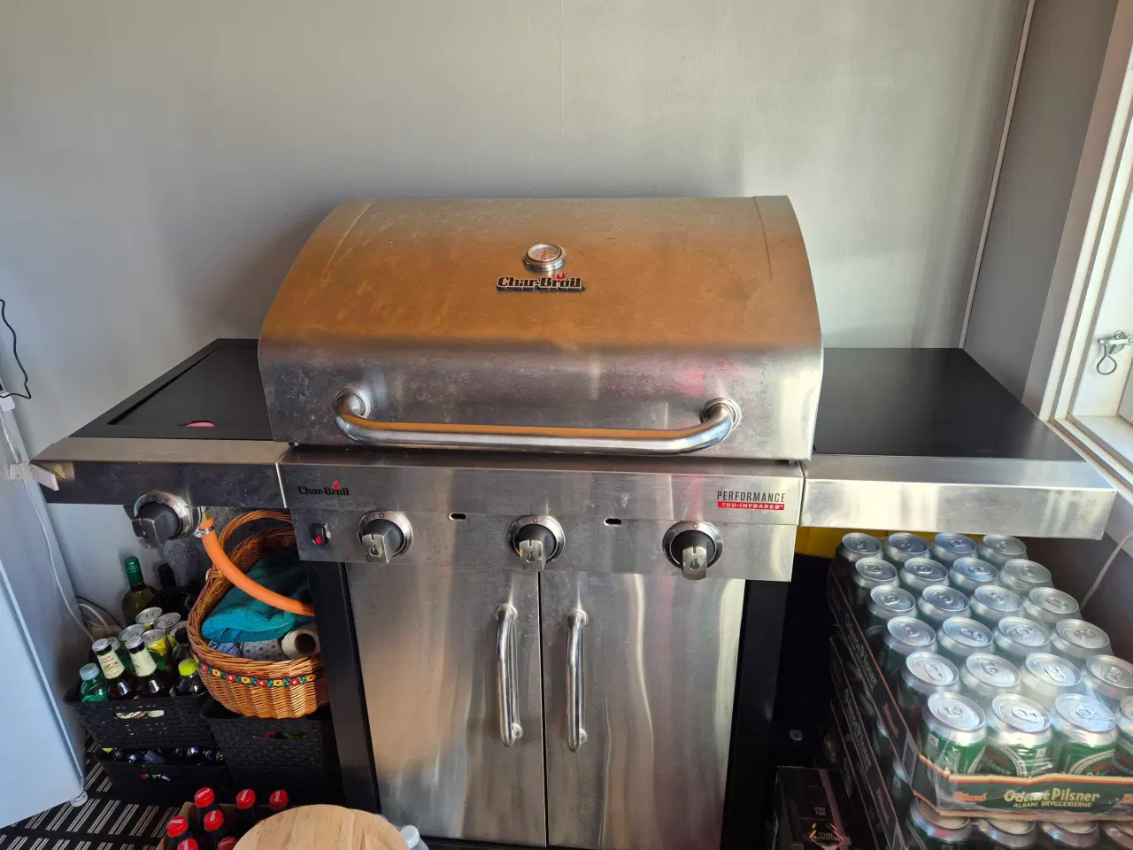 Billede 1 - Char-broil gasgrill med 2 sideborde