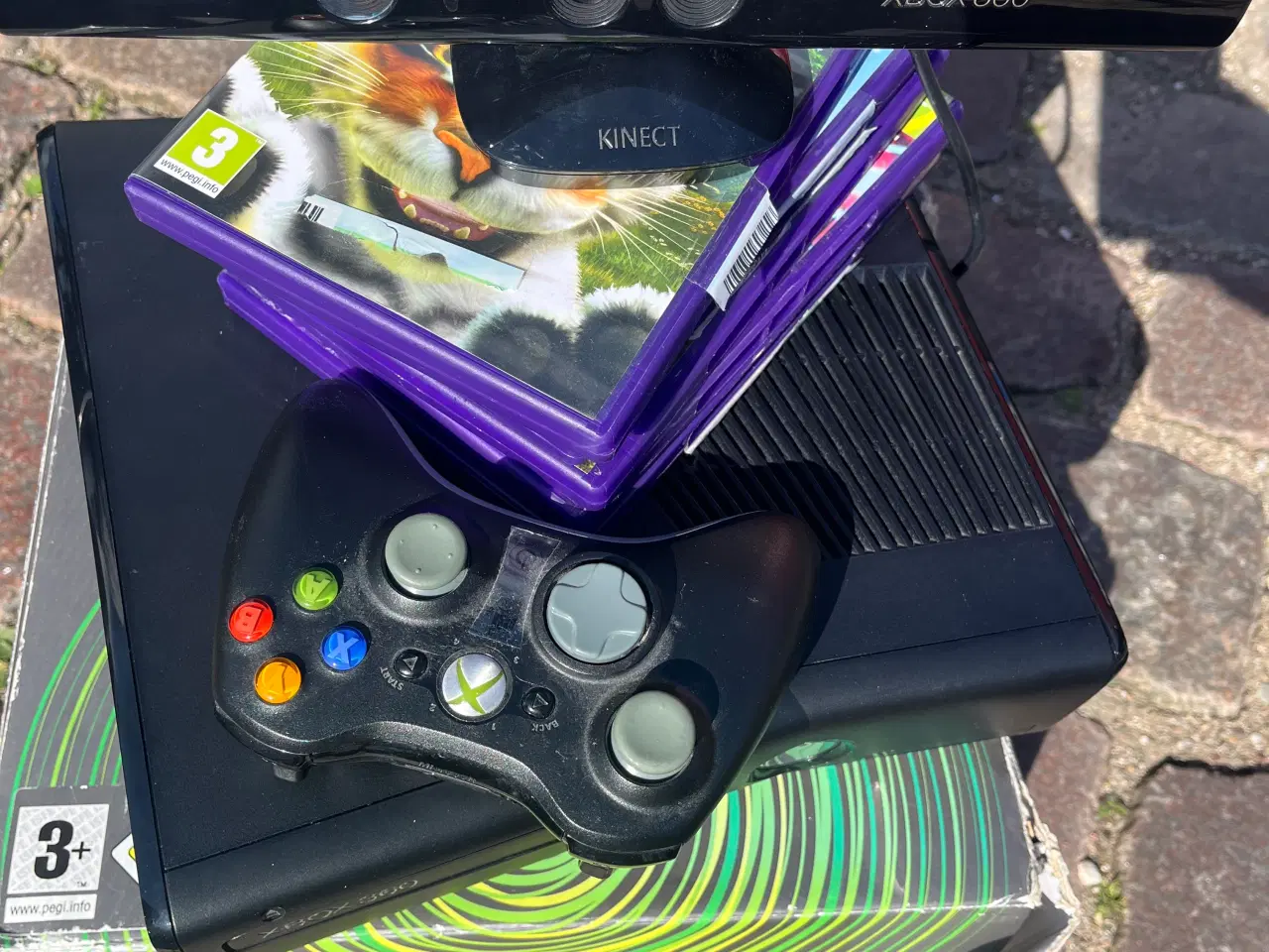 Billede 2 - X-box 360 kinect m. Fem Spil