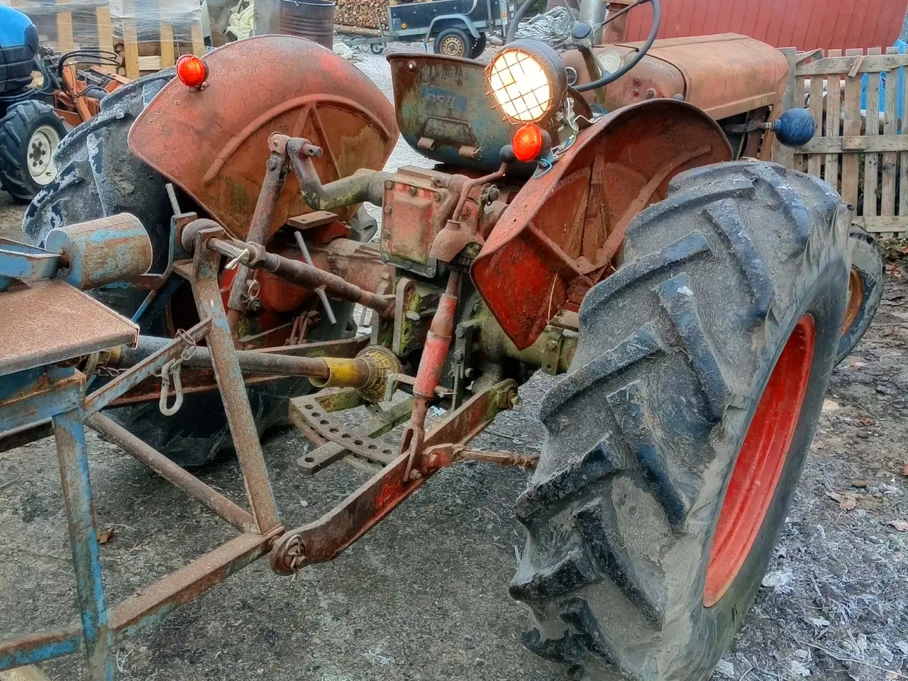 Billede 2 - Buck 302 starter og kører super godt lift og pto v