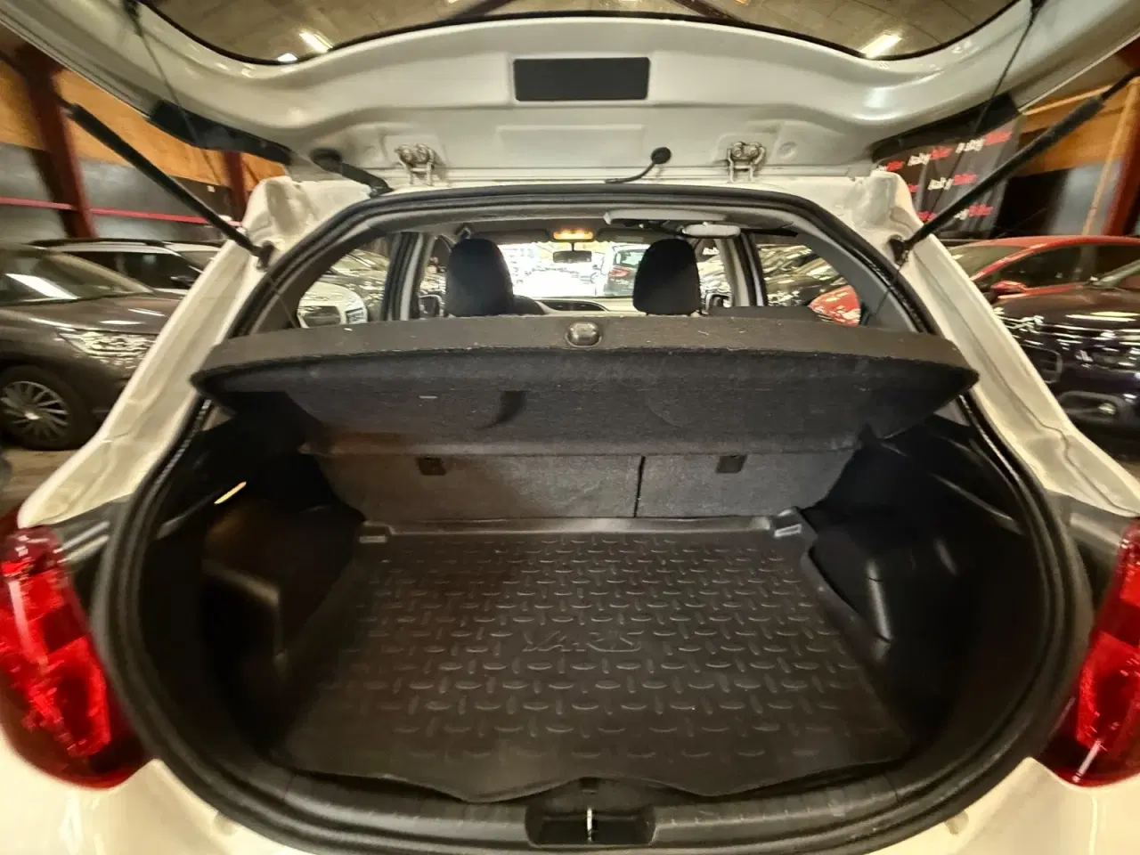 Billede 9 - Toyota Yaris 1,0 VVT-i T2 Komfort