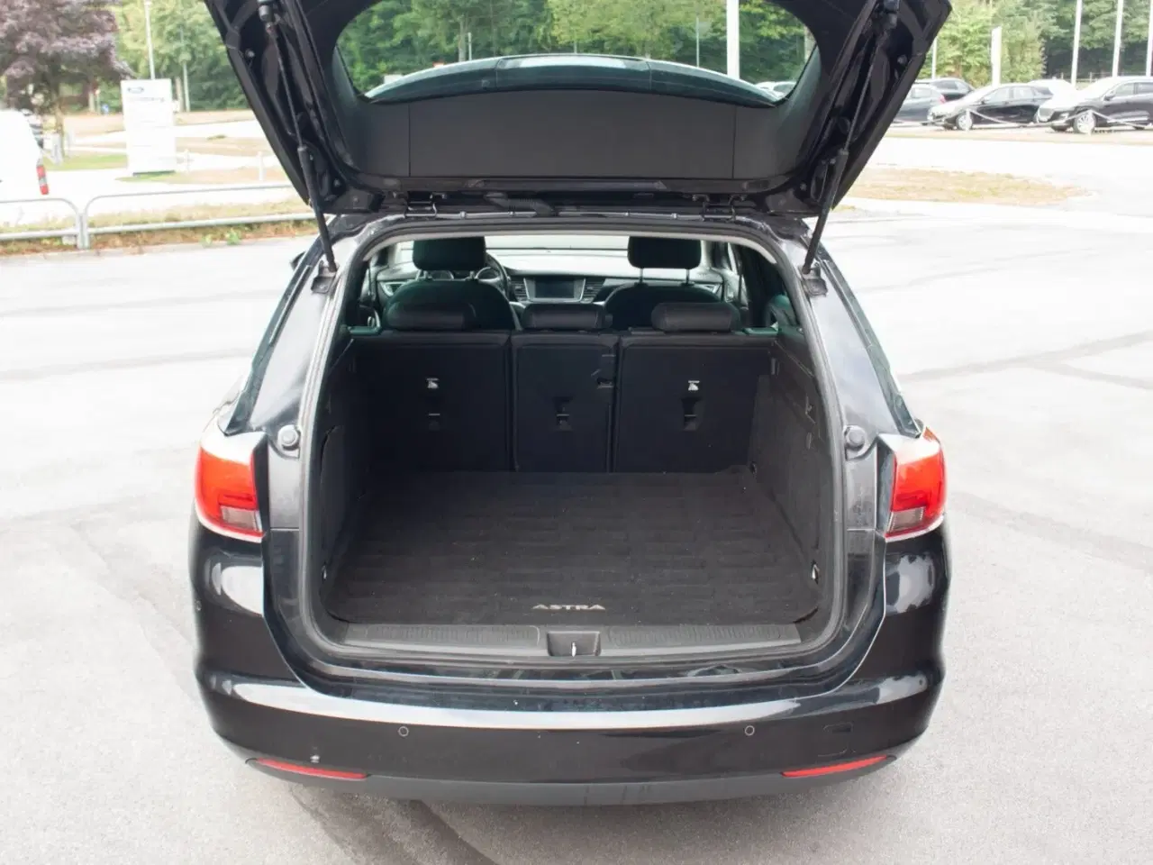 Billede 5 - Opel Astra 1,2 T 110 Elegance Sports Tourer