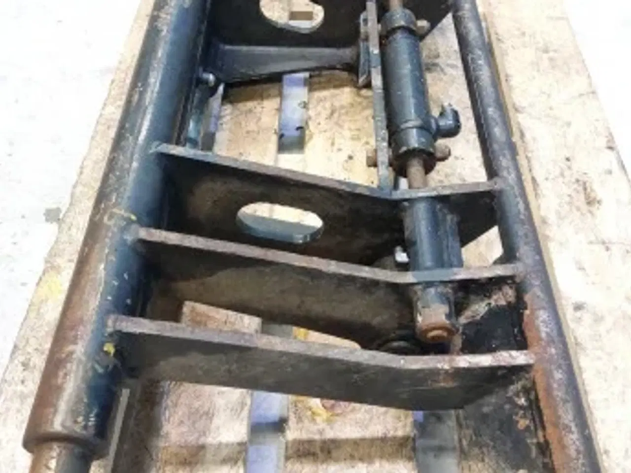 Billede 4 - GEHL AL750 Hydraulik Hurtigskift 50309351