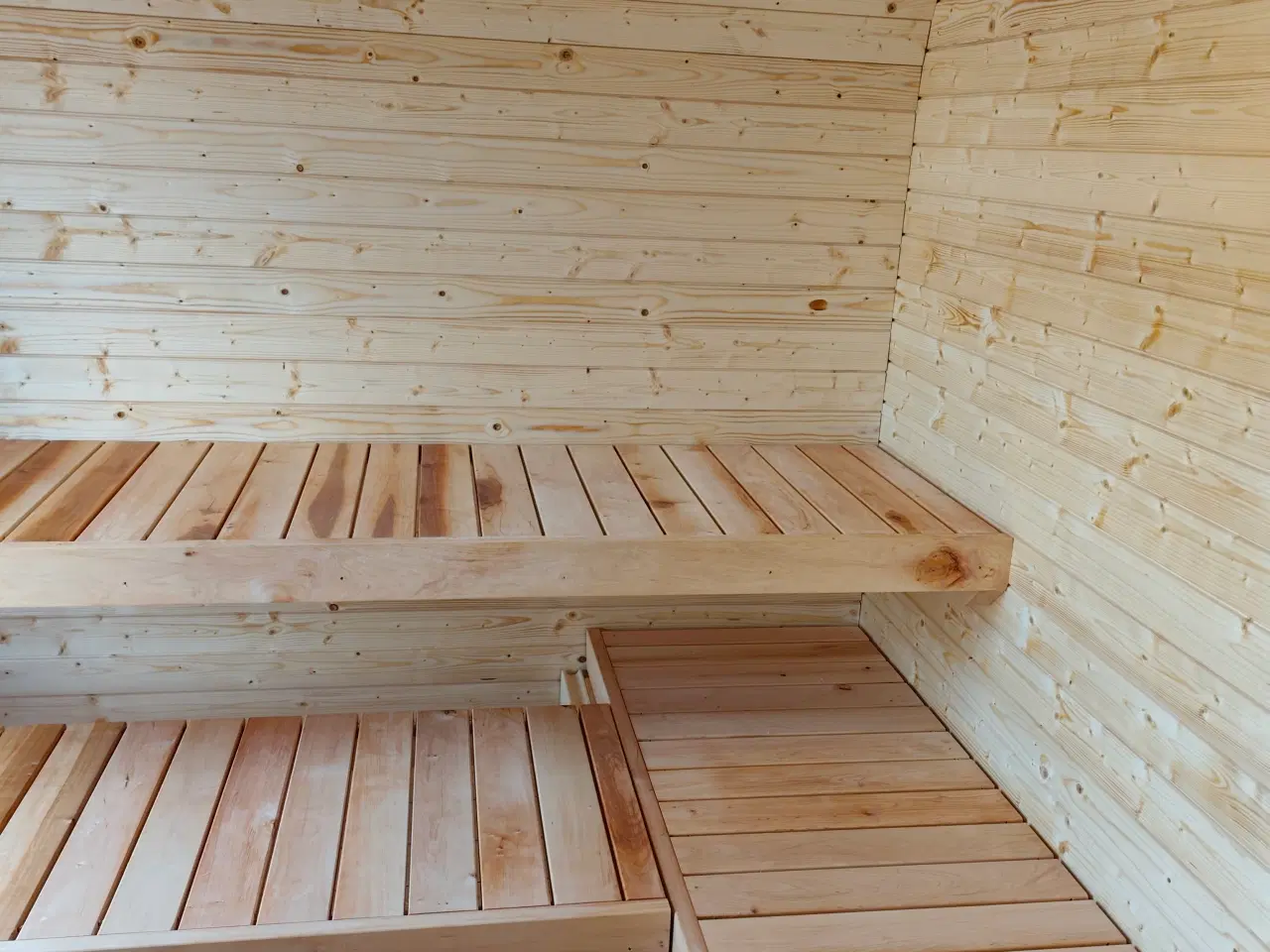 Billede 7 - Stor sauna med omklædningsrum 4.8 m/2.4 m på lager