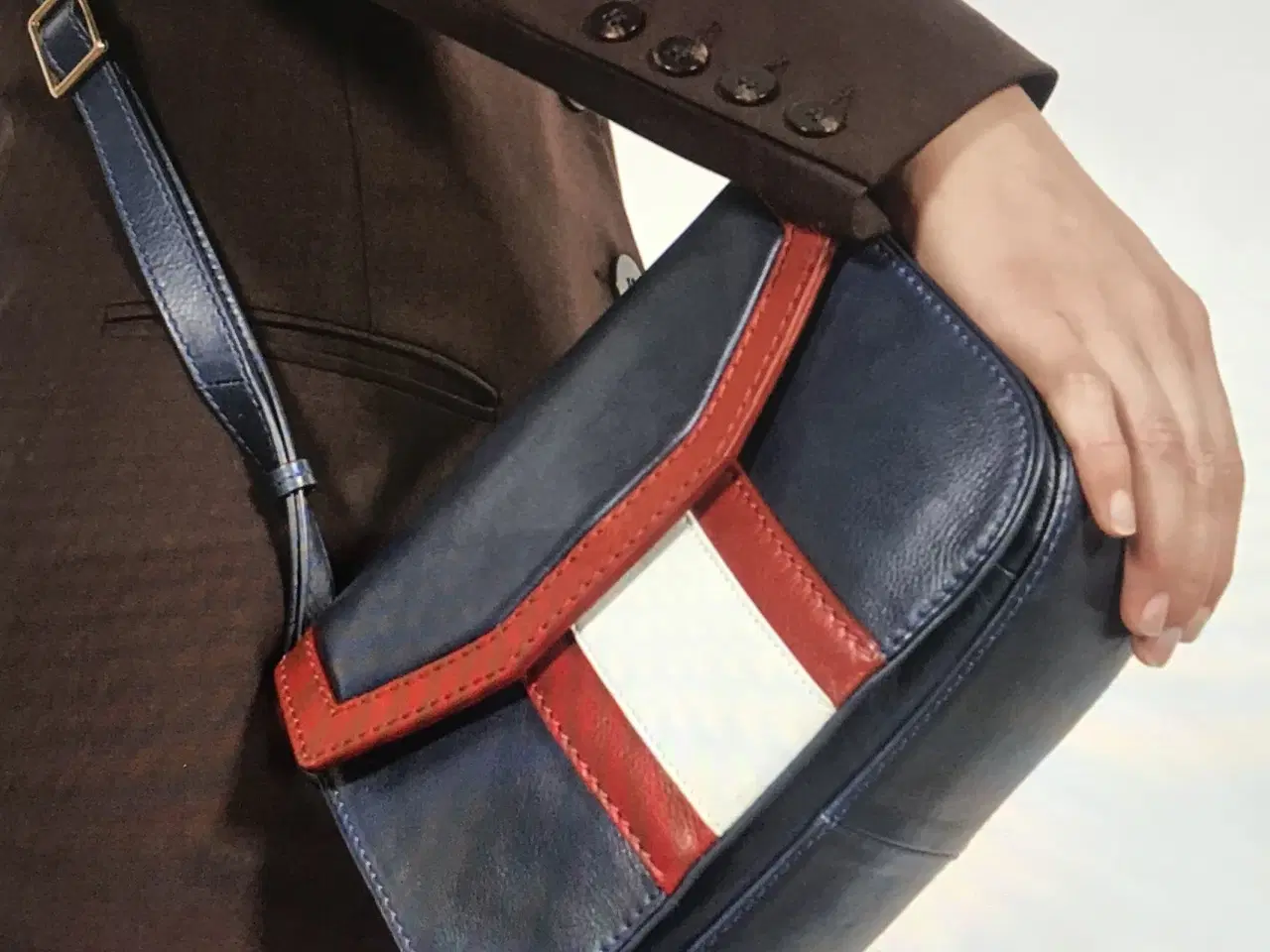 Billede 1 - Crossbody taske skuldertaske fra Belsac.