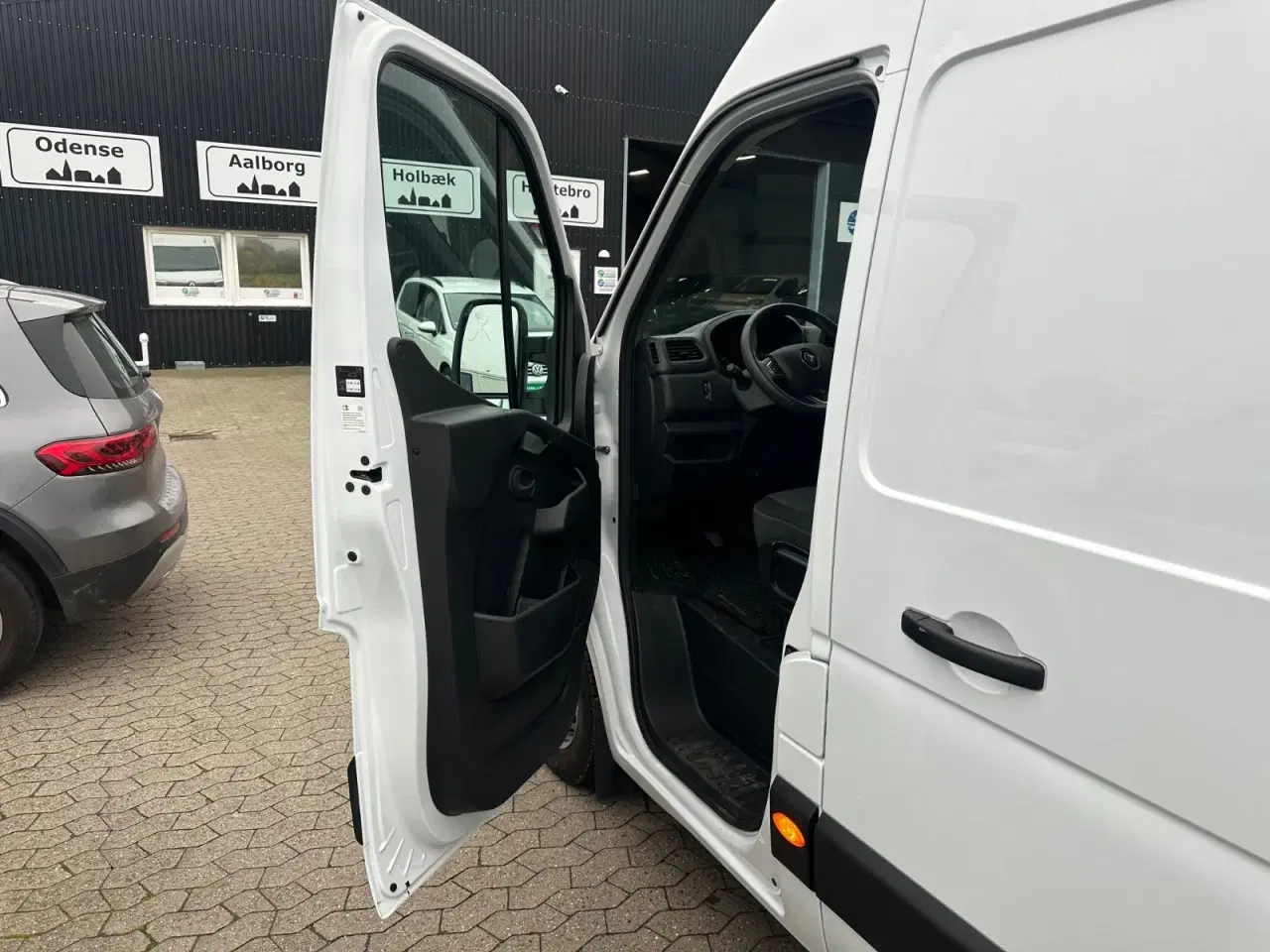 Billede 12 - Renault Master IV T35 2,3 dCi 150 L3H2 Kassevogn