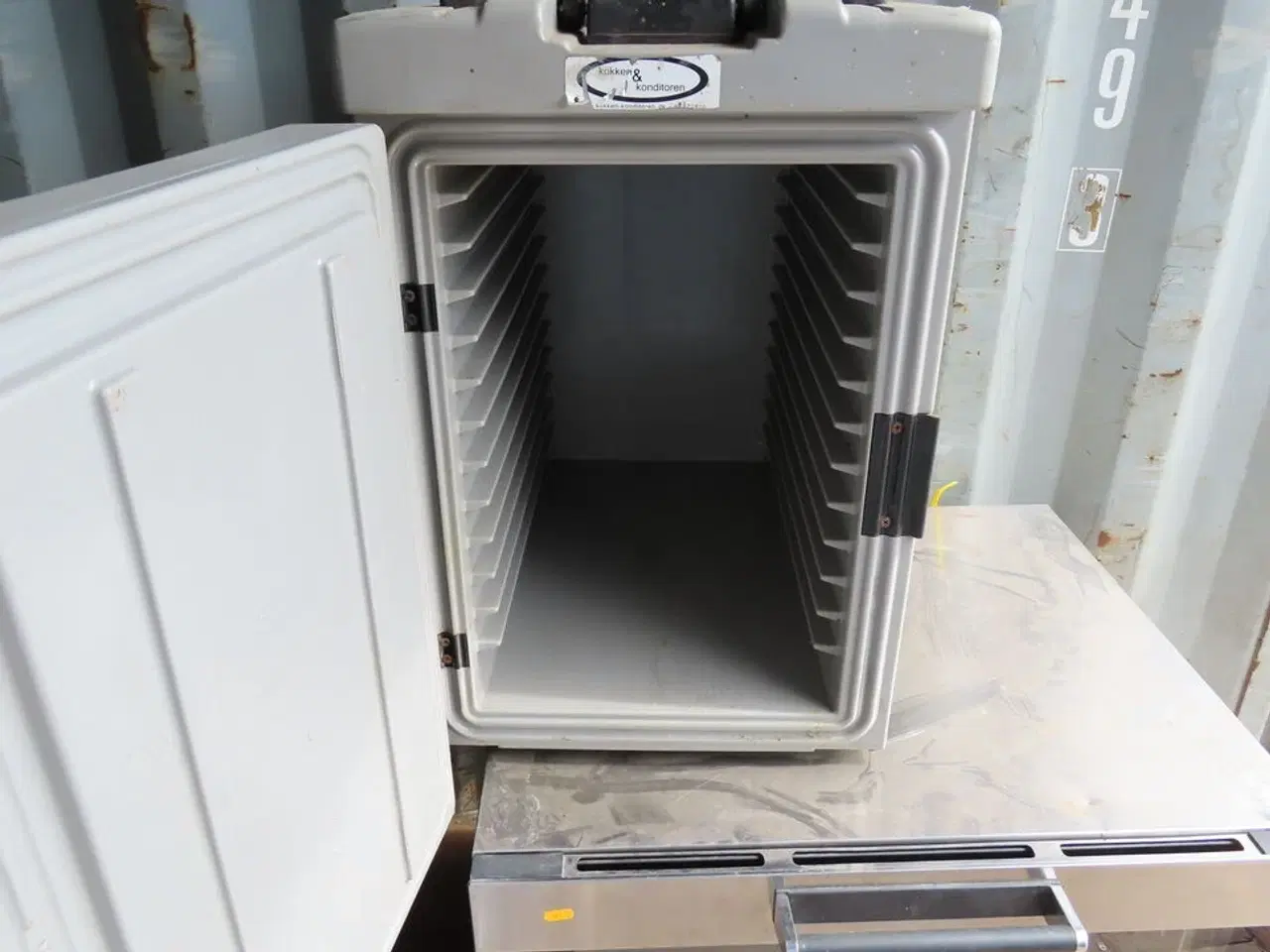 Billede 2 - Varmekasse RUBBERMAID