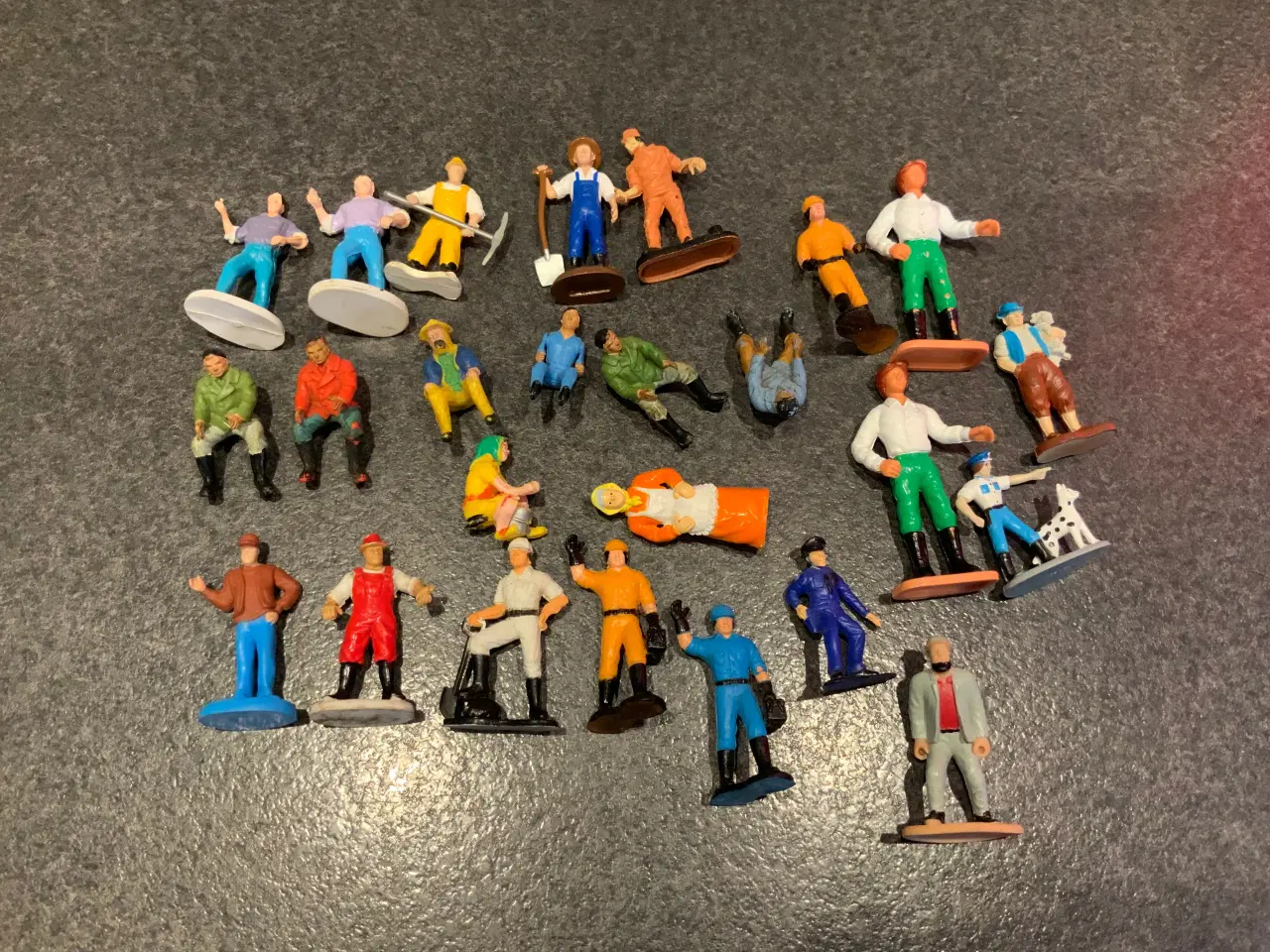 Billede 5 - 25 gamle legetøjs figurer m.m