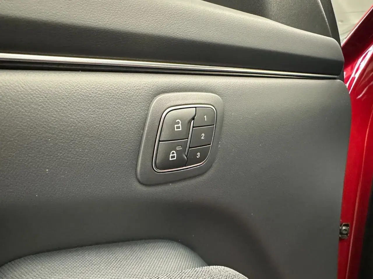 Billede 15 - Ford Mustang Mach-E 75 Premium Standard Range