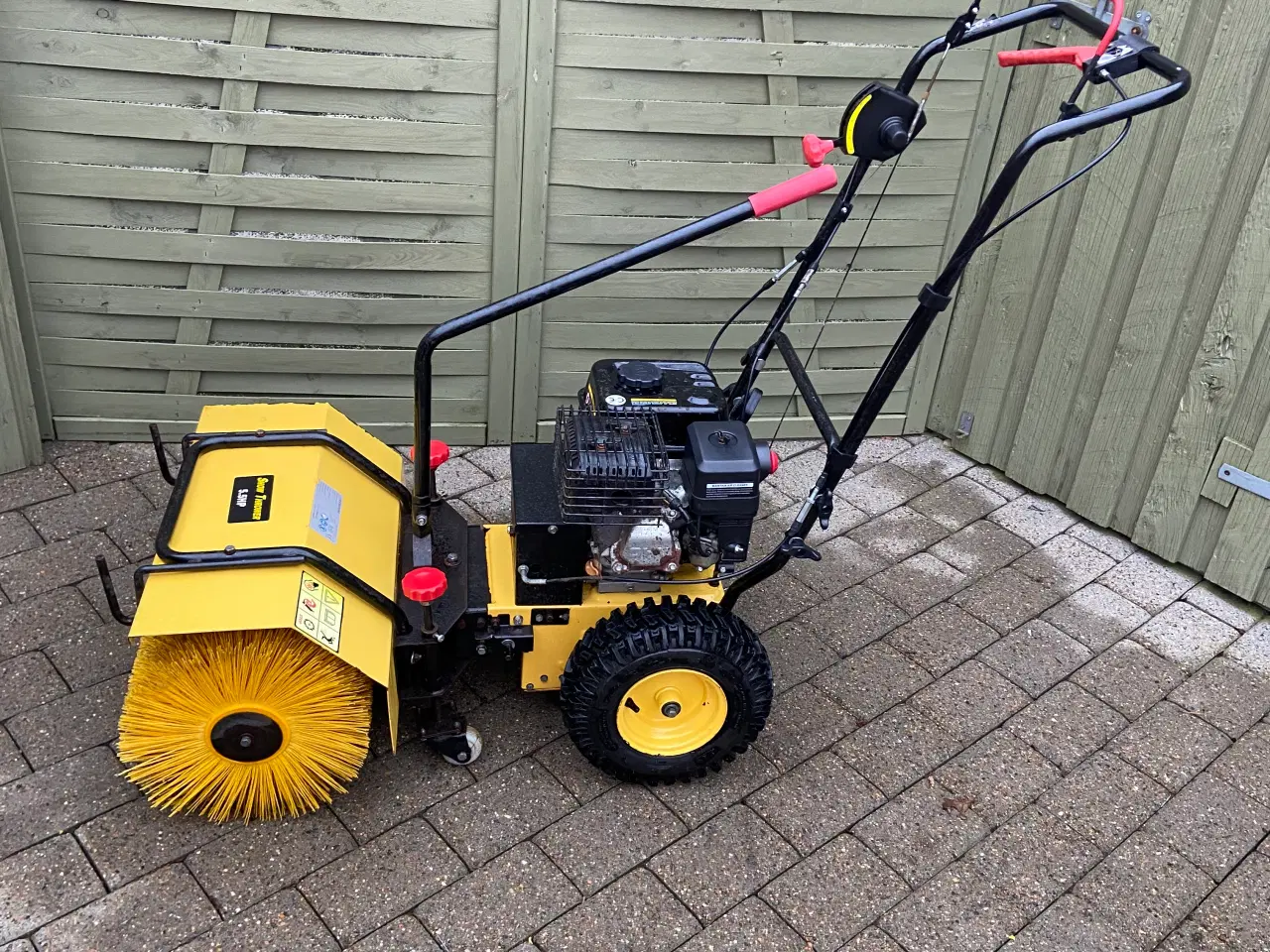 Billede 4 - Snow Thrower Fejemaskine med Opsamler