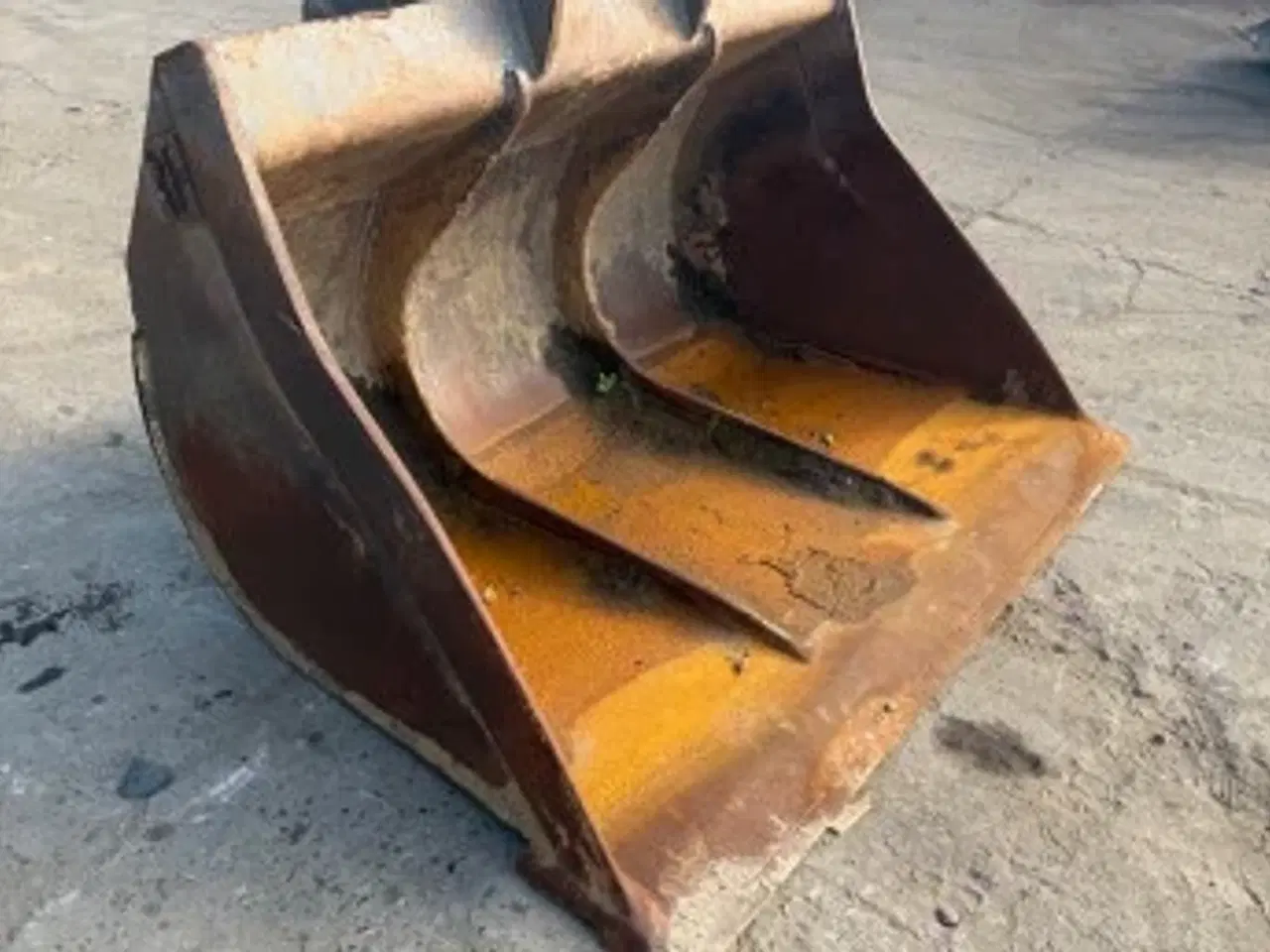 Billede 4 - Skovl med S70 skifte