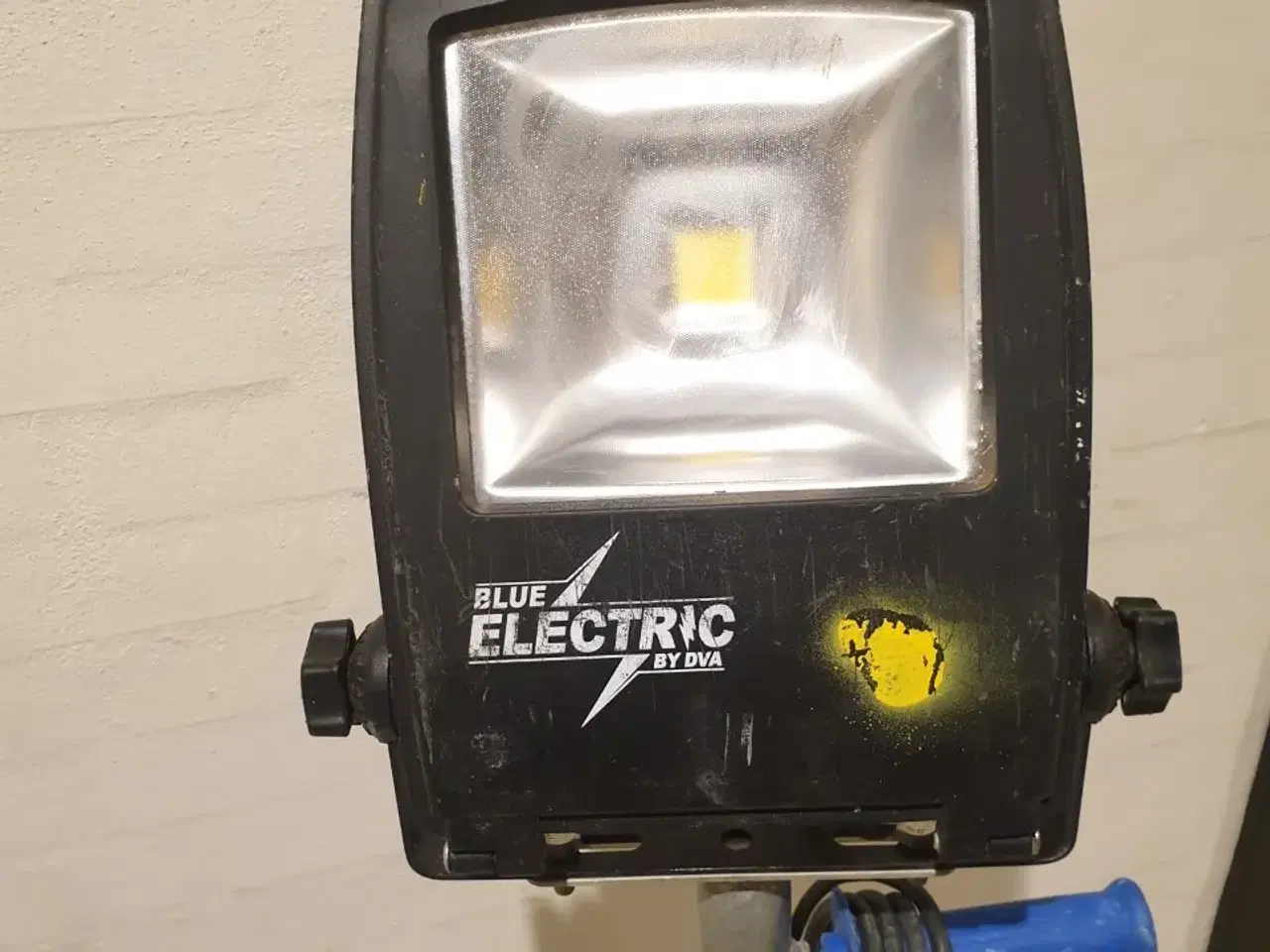 Billede 2 - LED arbejdslampe med stander