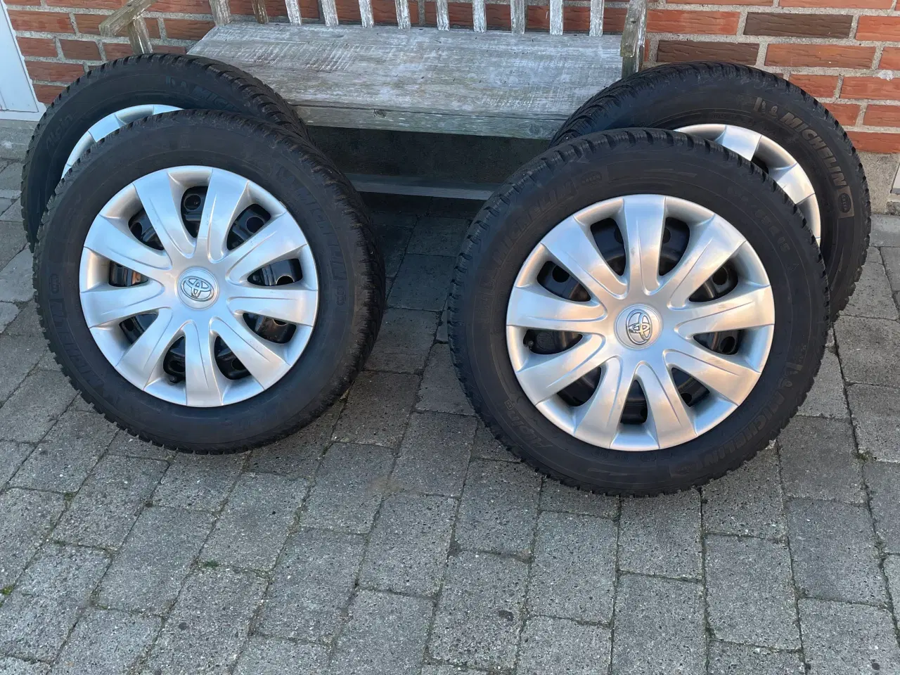 Billede 2 - Vinter dæk med fælge