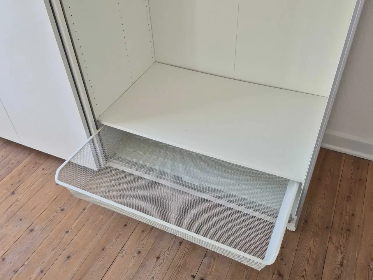 Billede 4 - Garderobe skab model pax sælges