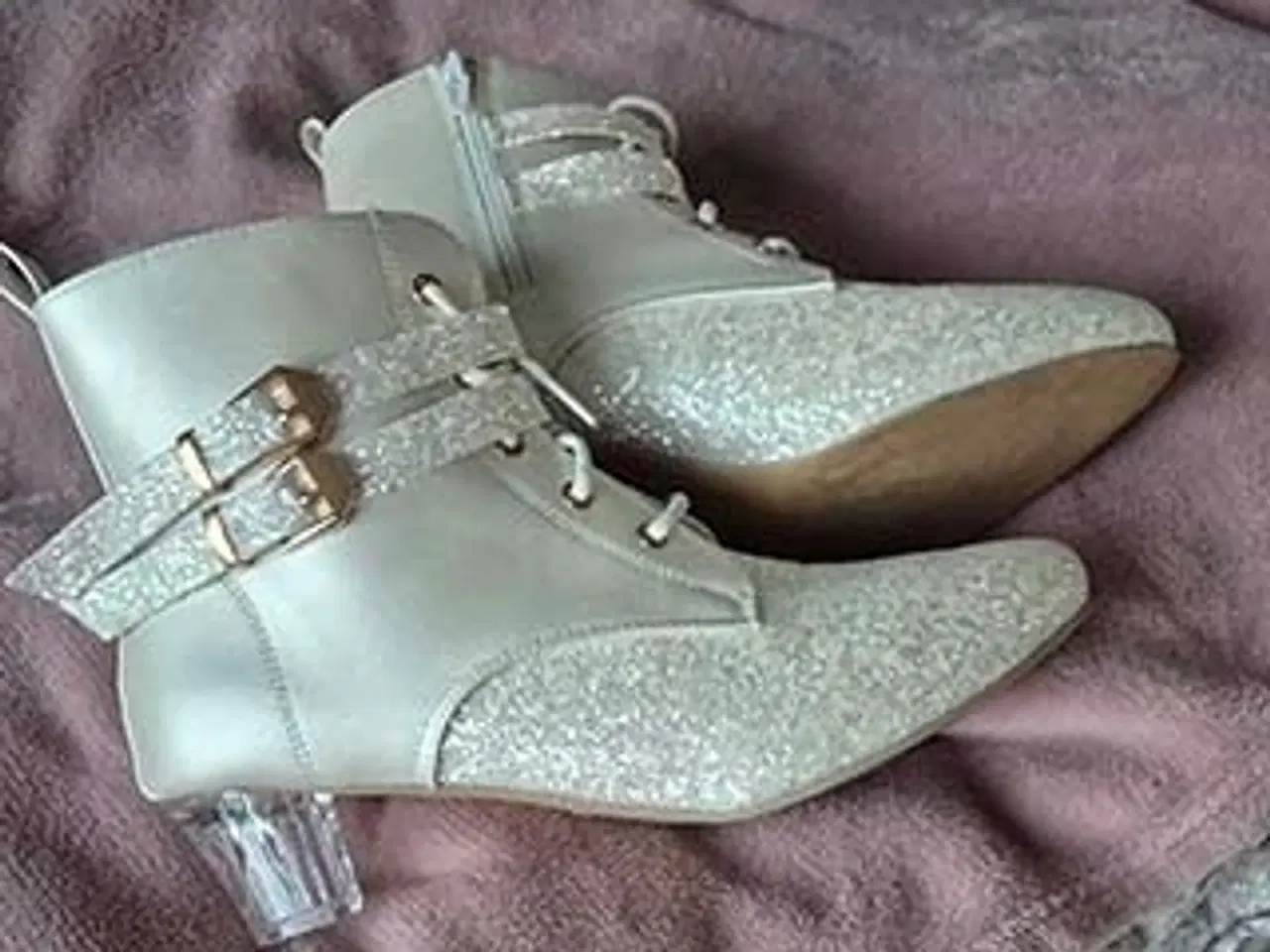 Billede 2 - Flotte Støvler med glimmer