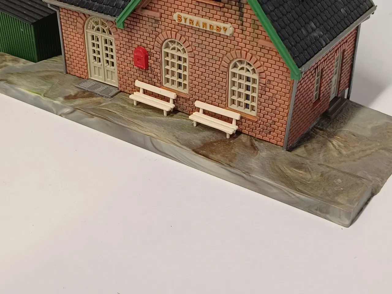 Billede 1 - Stationsbygning
