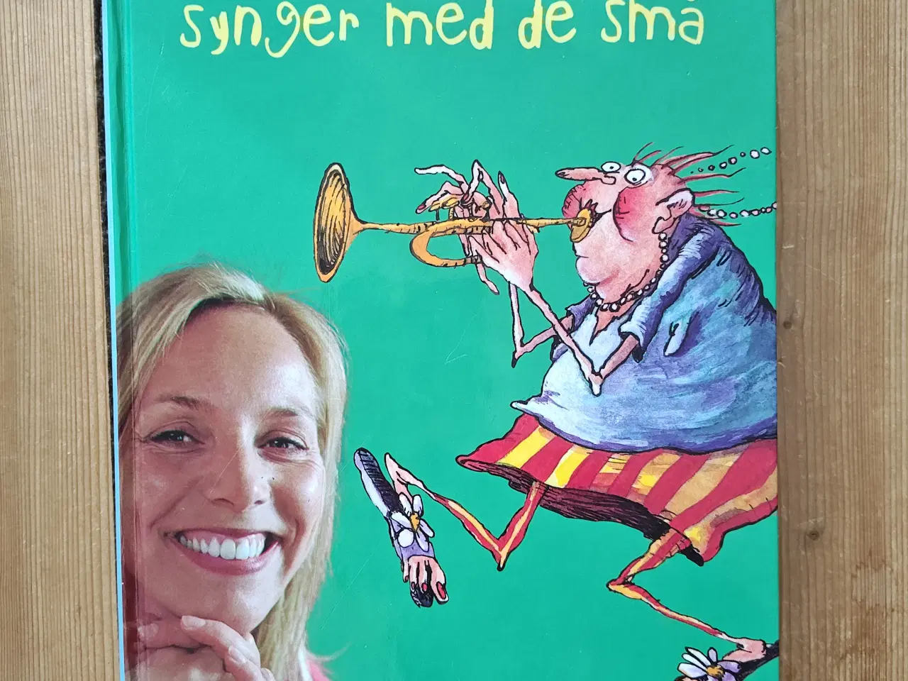 Billede 1 - Alberte Synger med de små Bog