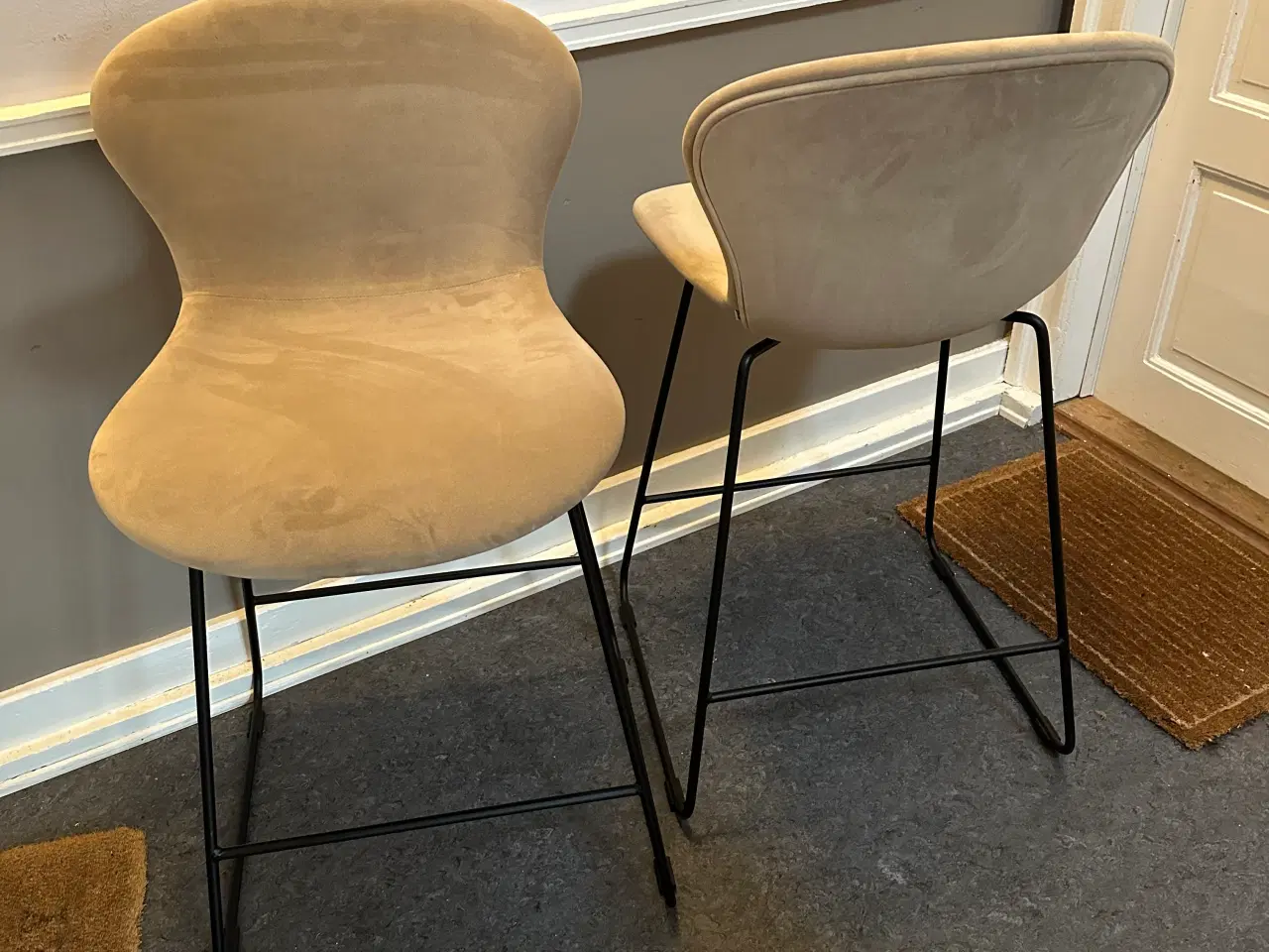 Billede 2 - Adelaide barstole fra BoConcept