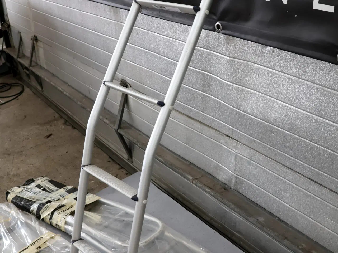 Billede 3 - 3 Stk Alu-stiger til autocamper eller vogn. 