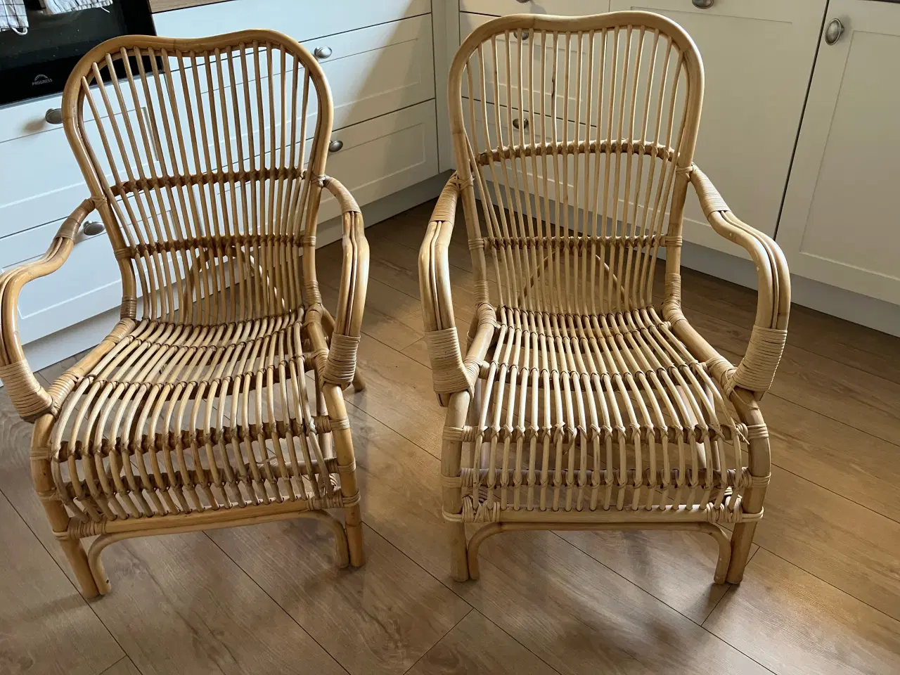 Billede 1 - To flotte Rattan stole