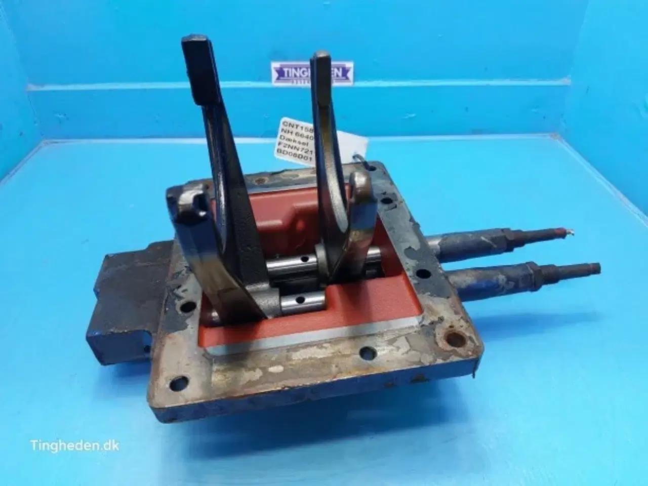 Billede 10 - New Holland 6640 Dæksel F2NN7211AA