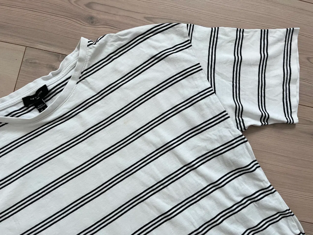 Billede 3 - T-shirt, New Look, Str S