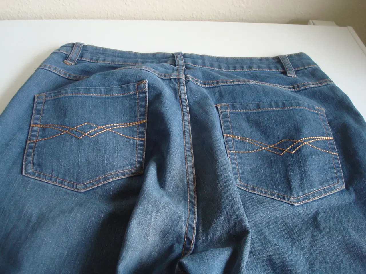 Billede 2 - VRS Jeans str. 42 brugt nr. 1