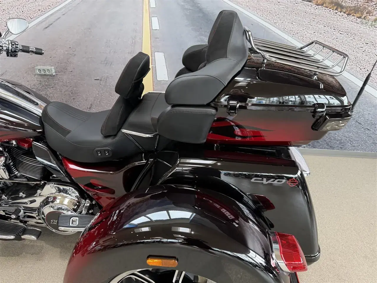 Billede 18 - Harley-Davidson FLHTCUTGSE Tri Glide Ultra CVO 117" Trike