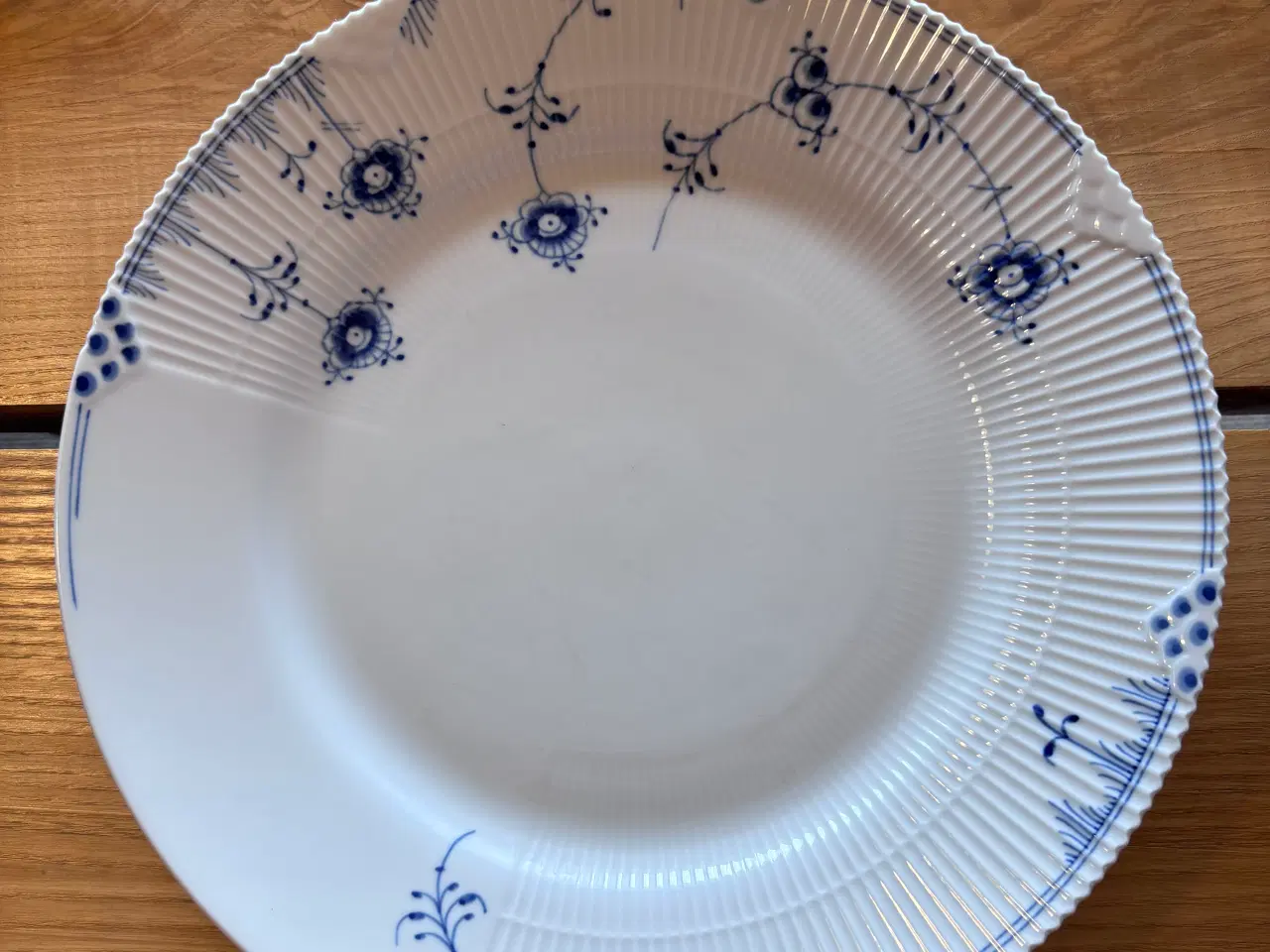 Billede 4 - Royal Copenhagen Blå Element 28 cm tallerkener
