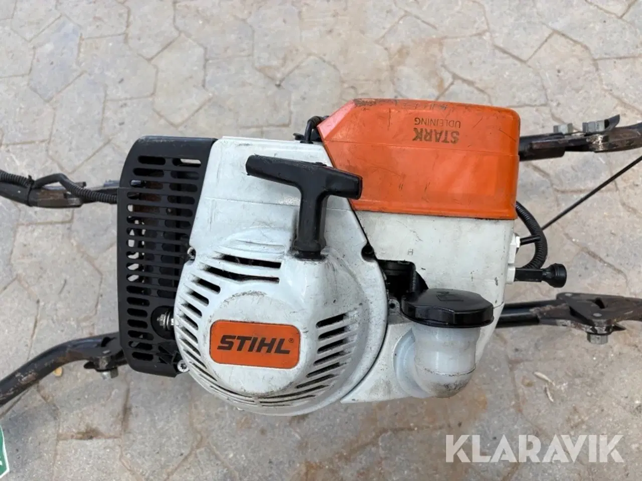 Billede 3 - Benzindrevet jordbor Stihl BT 360