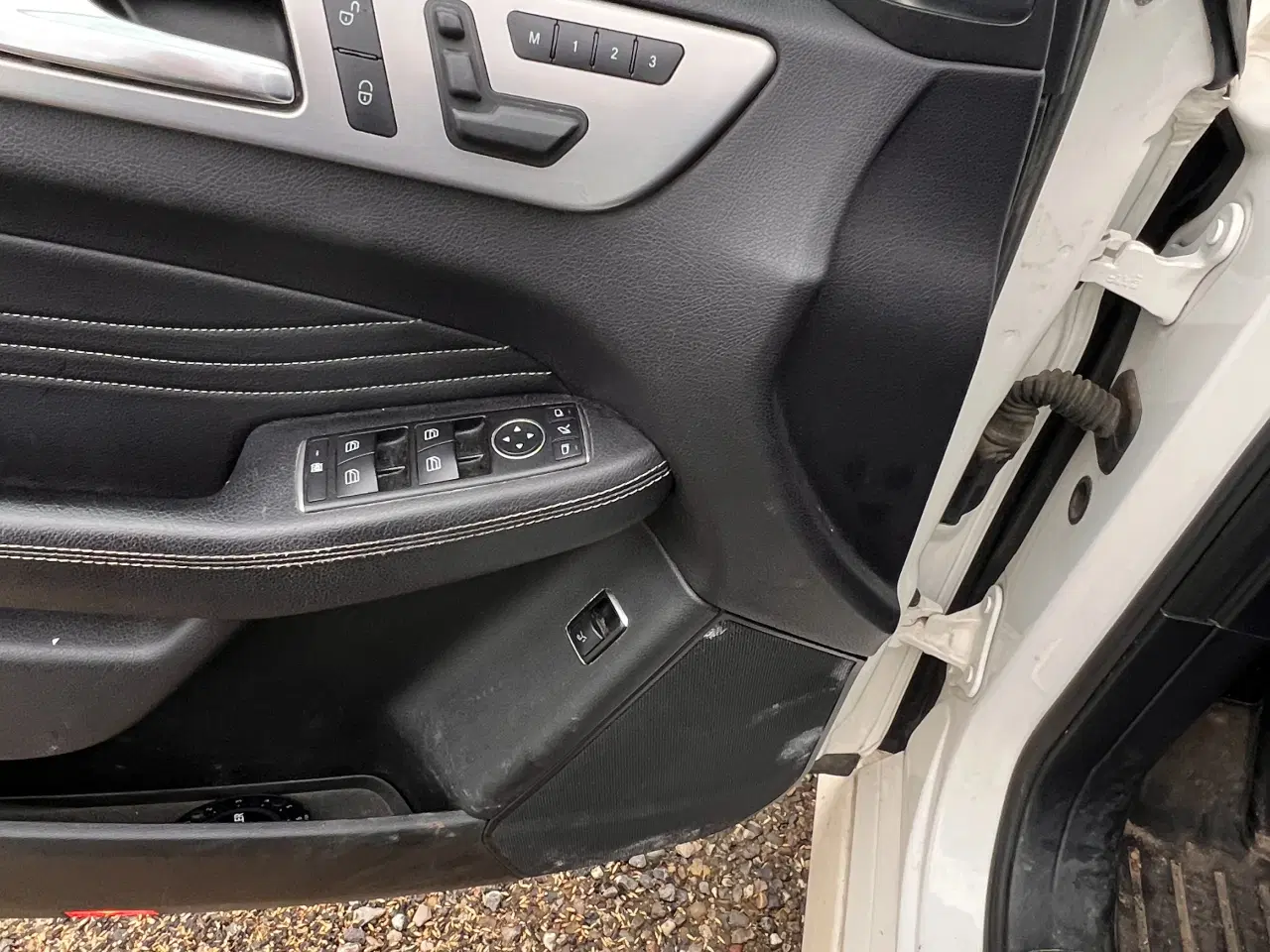 Billede 10 - Flot og velholdt Mercedes ML 350 Bluetec