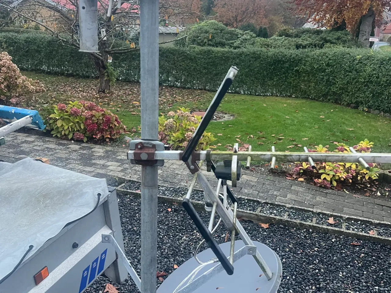 Billede 3 - Parabol med motor