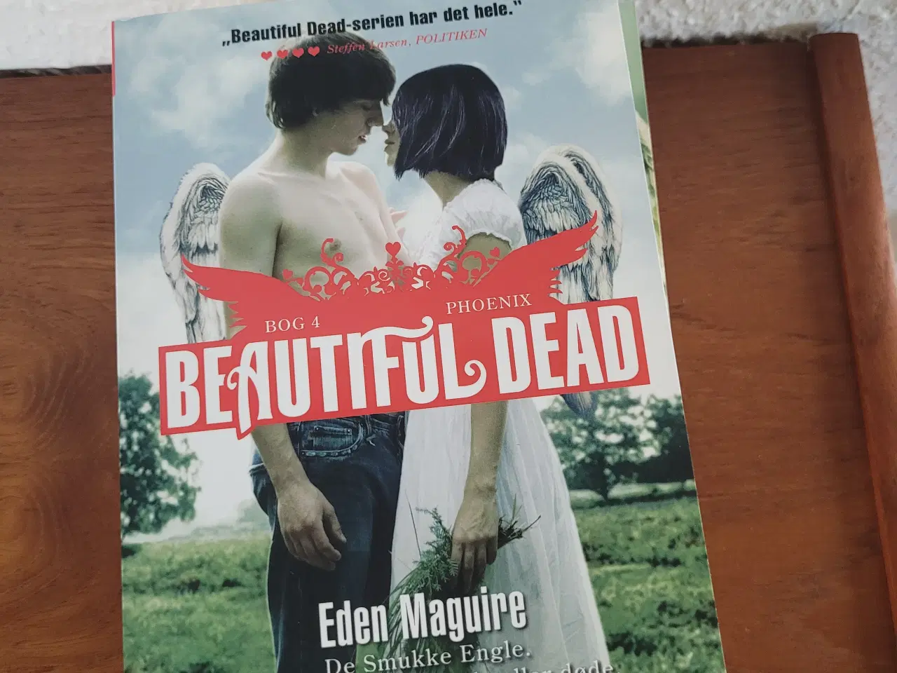 Billede 5 - Bogserie: Beautiful Dead 1-4