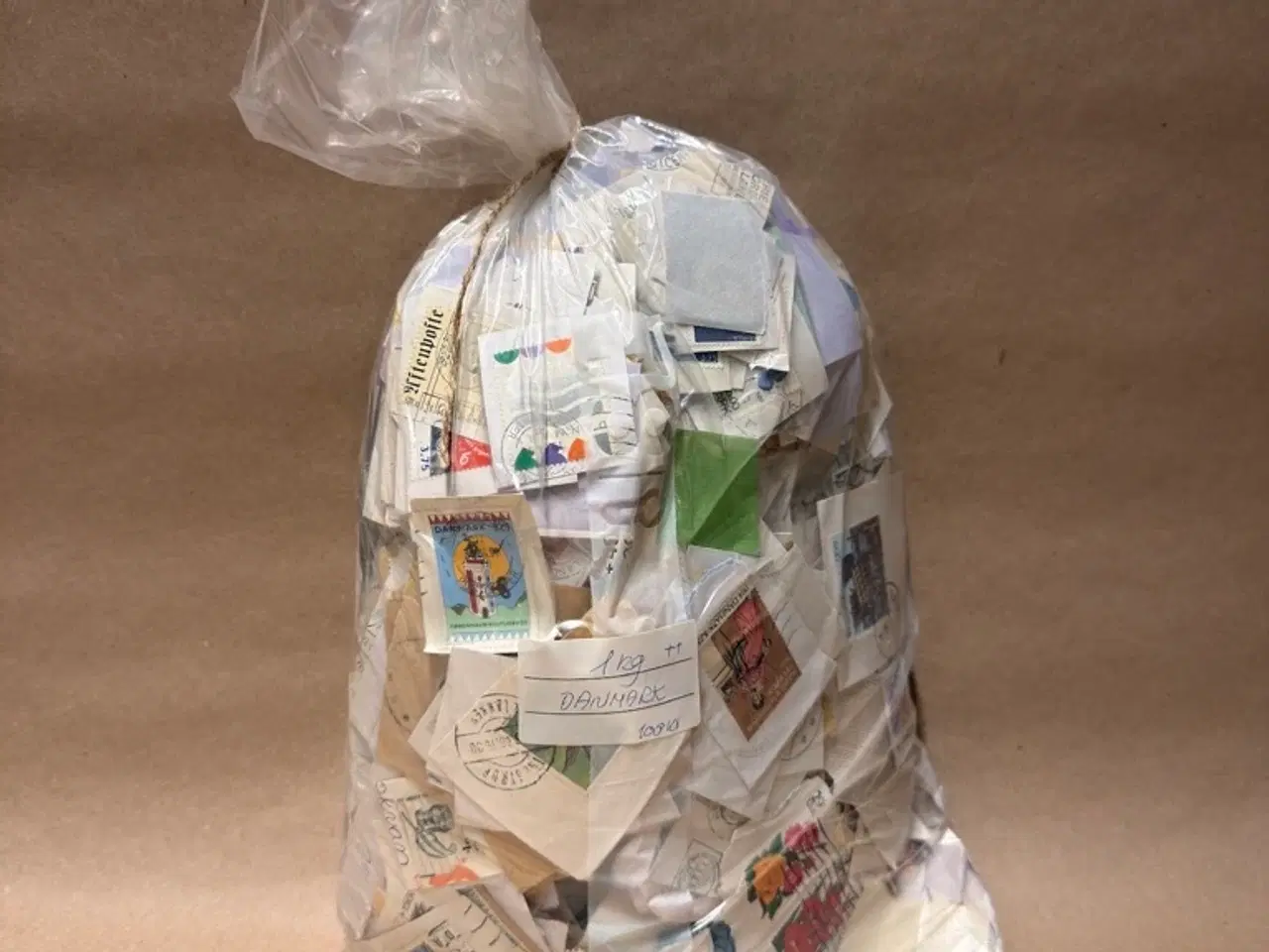 Billede 1 - Danmark - 1 kg.