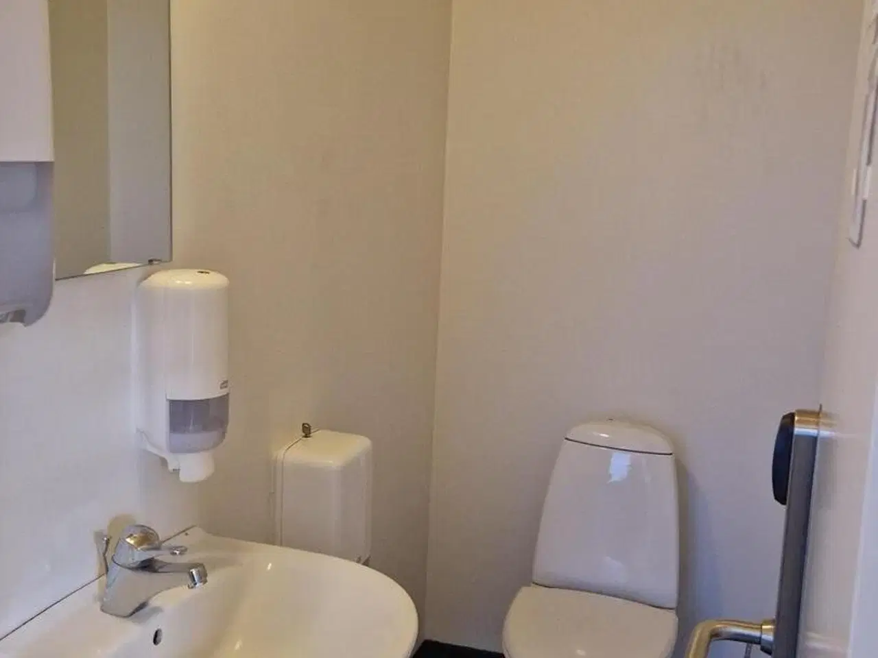 Billede 14 - Klinik...