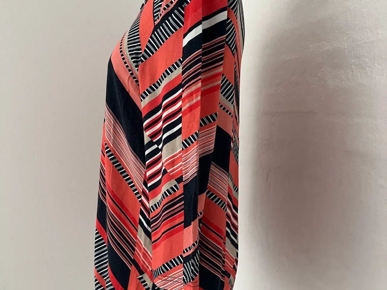 Billede 3 - Bluse str.38
