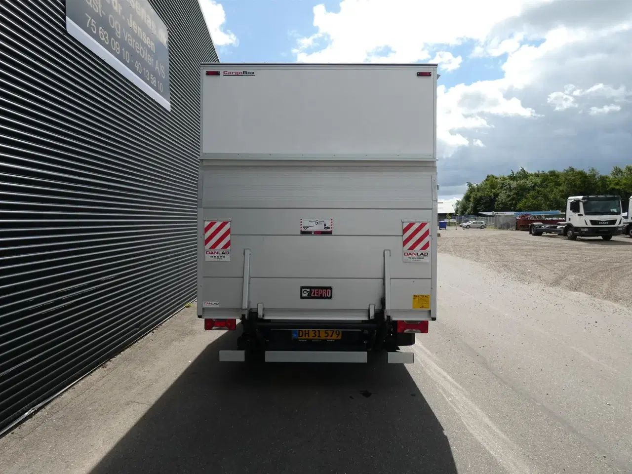 Billede 7 - Iveco Daily 35S18 3,0 D Alu.kasse m./lift ÅBENBAR SIDE 180HK Ladv./Chas. Aut.