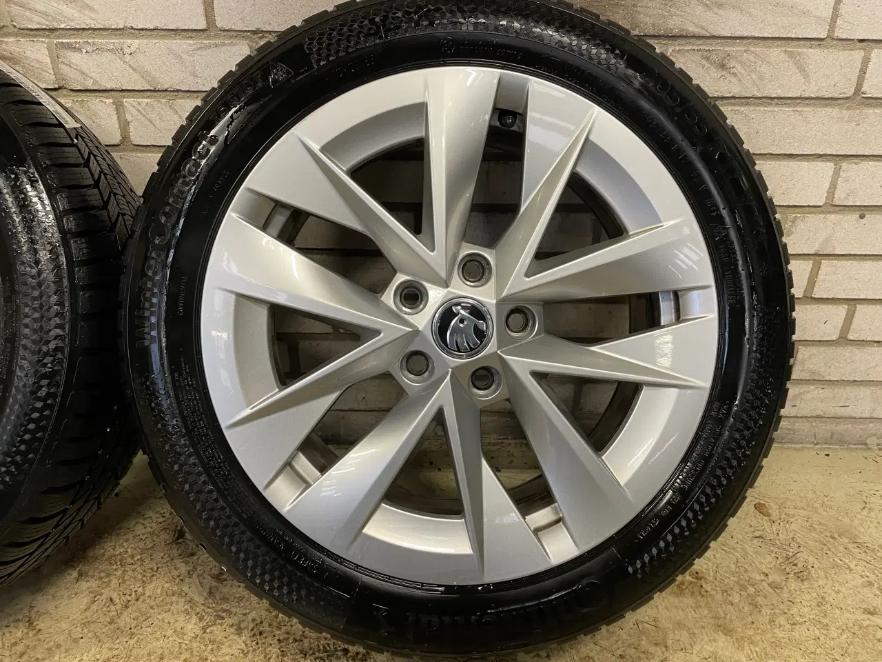 Billede 4 - 17 Skoda Octavia 205/55r17 Ref.248 vinter