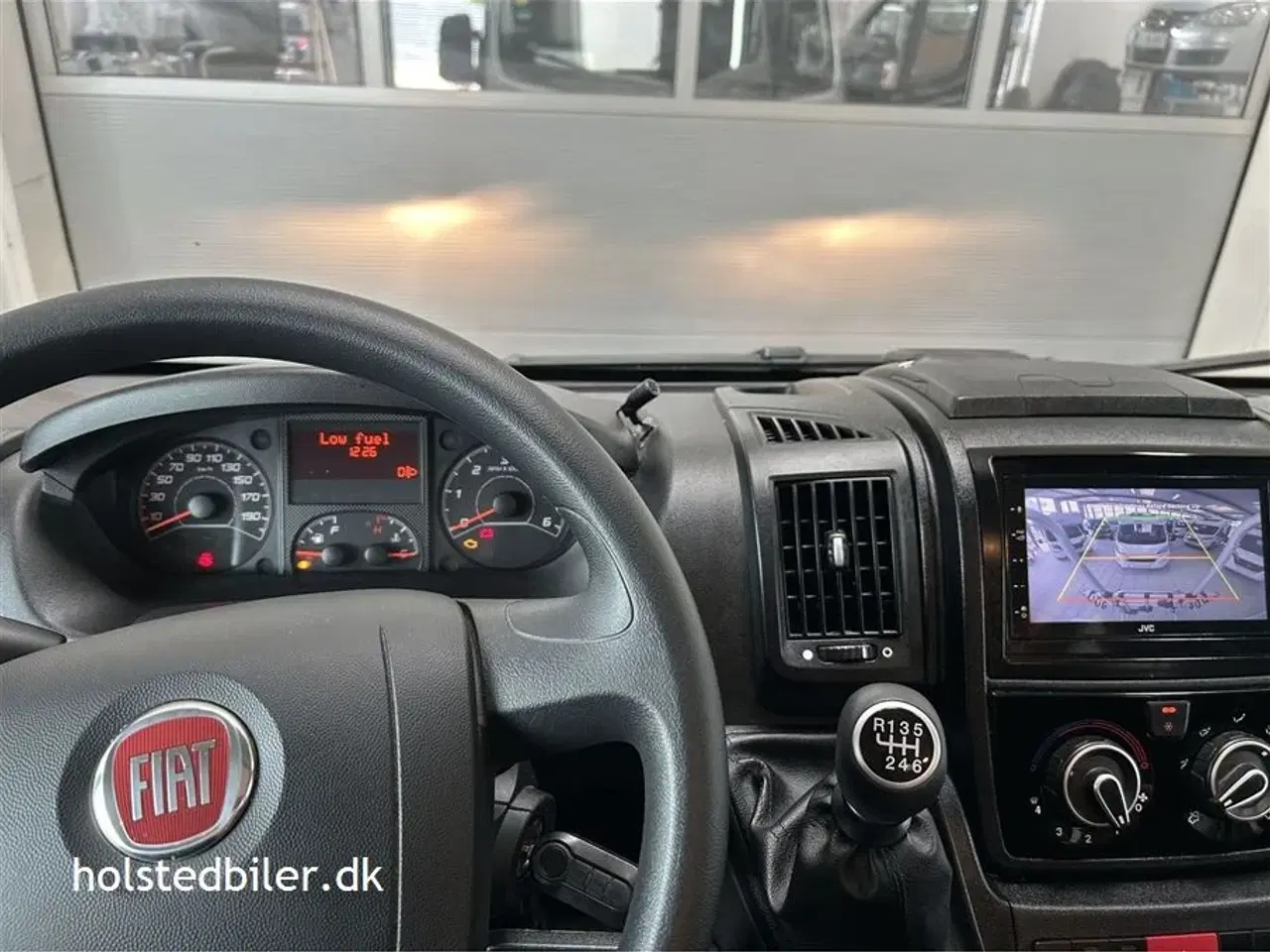 Billede 23 - 2021 - Carado V337   KM 21000 og 2 enkeltsenge.