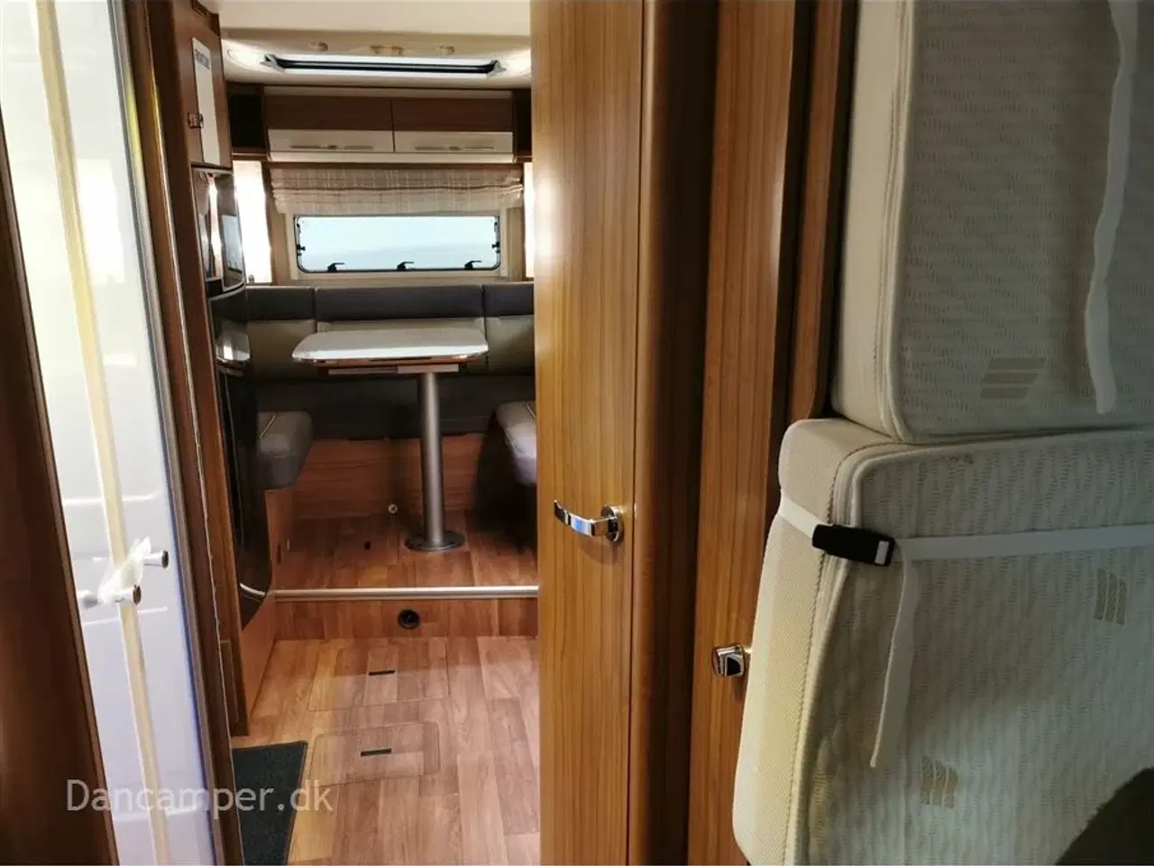 Billede 18 - 2018 - Hymer B 534 Hymermobil   RESERVERET - Unik Hymermobil med stor siddegruppe i bag og masser af udstyr. 3500 kg og køres på lille kørekort