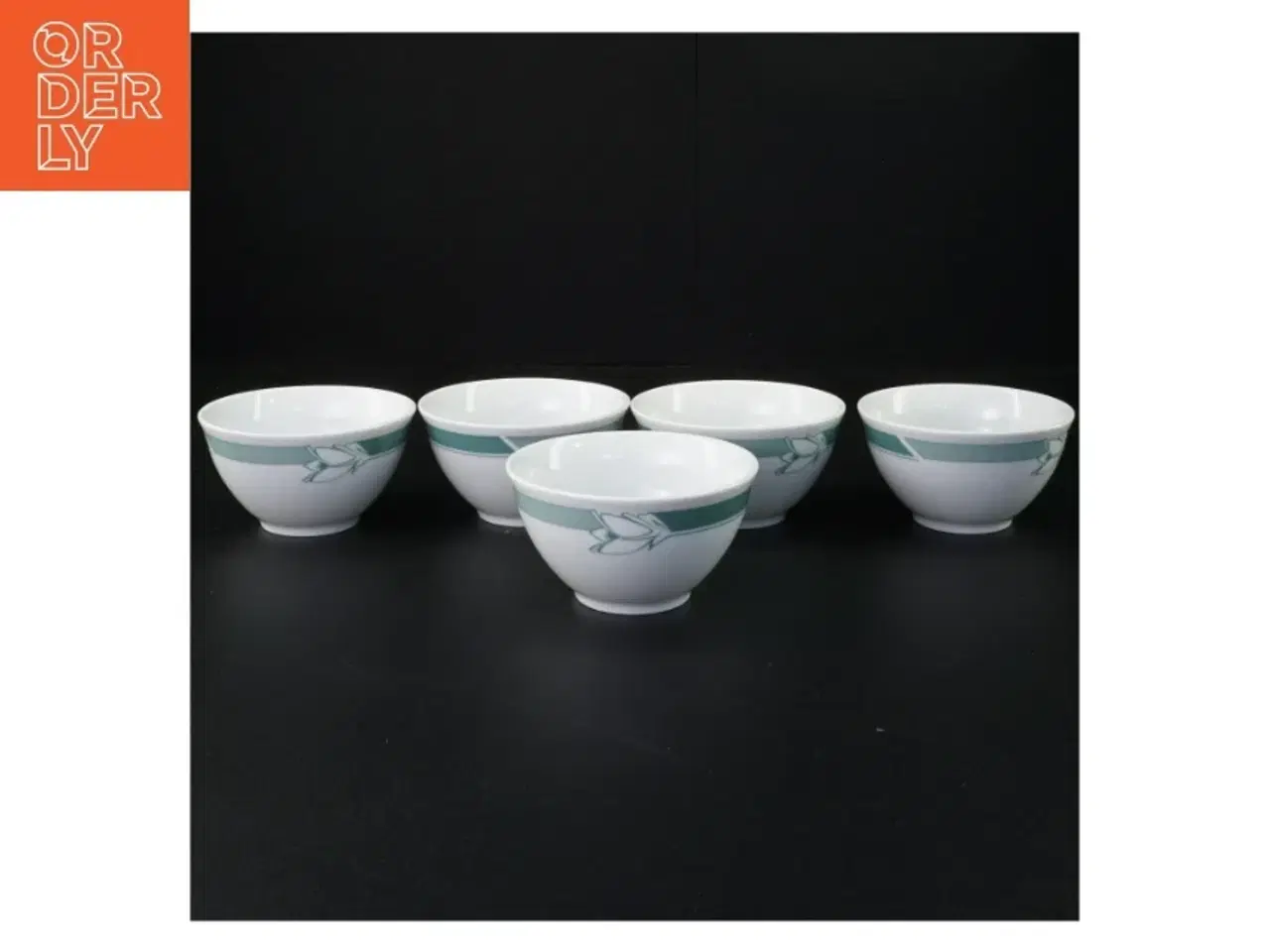 Billede 1 - Sæt af hvide porcelænsskåle fra Raadvad (str. 10 x 6 cm)