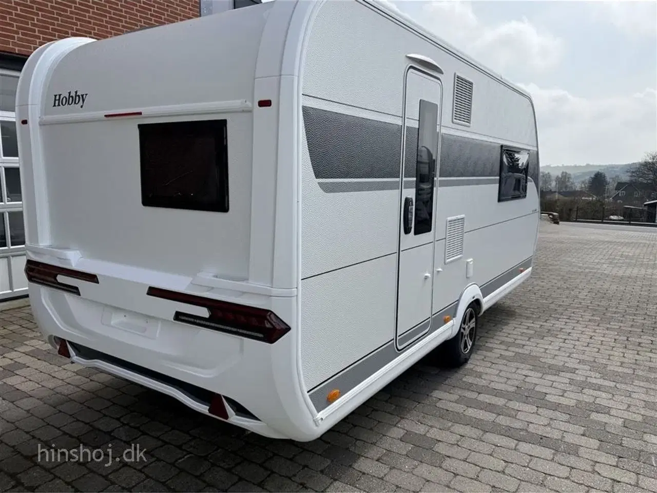 Billede 14 - 2026 - Hobby De Luxe 460 SFf   2026 Hobby De Luxe 460 SFf DK Line Se den hos Hinshøj Caravan A/S