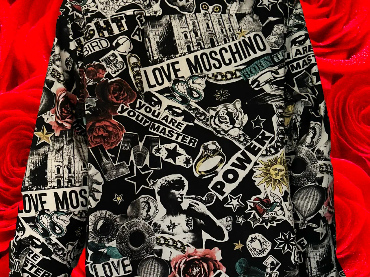 Billede 3 - Designer Love Moschino Skjorte med Italienske Ikon